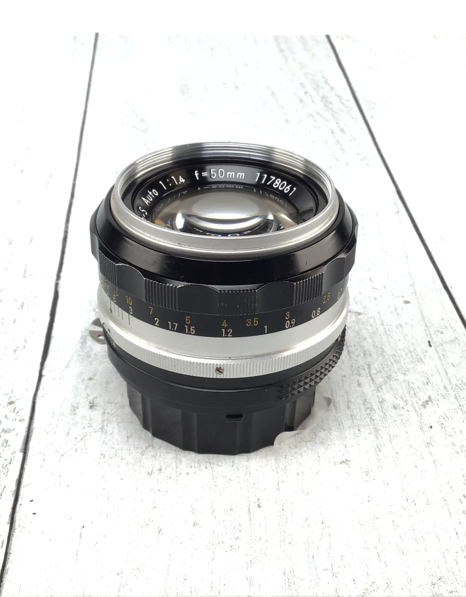 NIKON Nikon Nikkor-S 50mm f1.4 Non AI Lens Haze Used UG