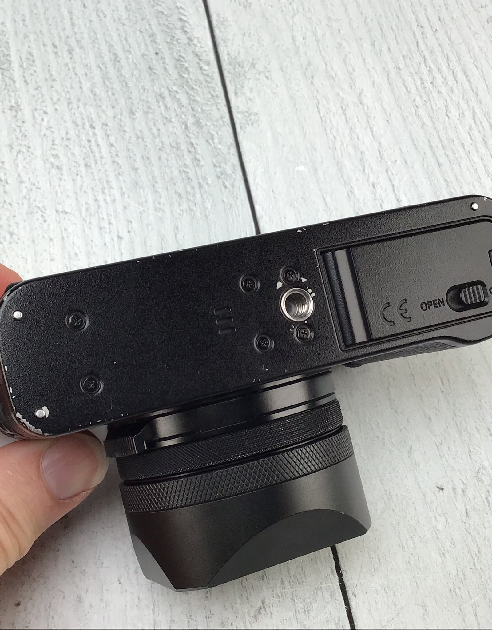FUJI Fujifilm X100F Camera Body Black Used Good