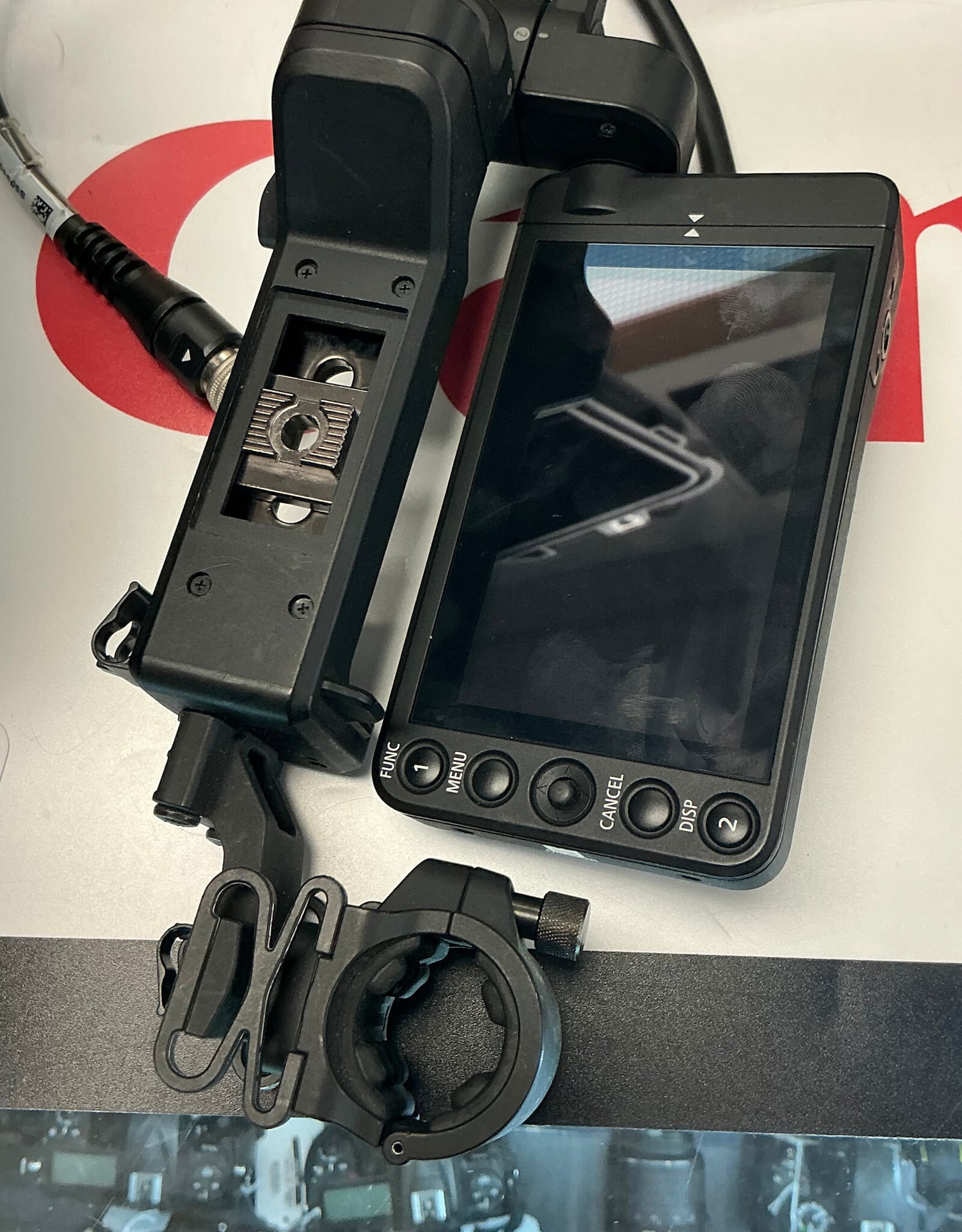 CANON Canon C200 Camera Outfit w/ Jason Case 128 Hours Used Good