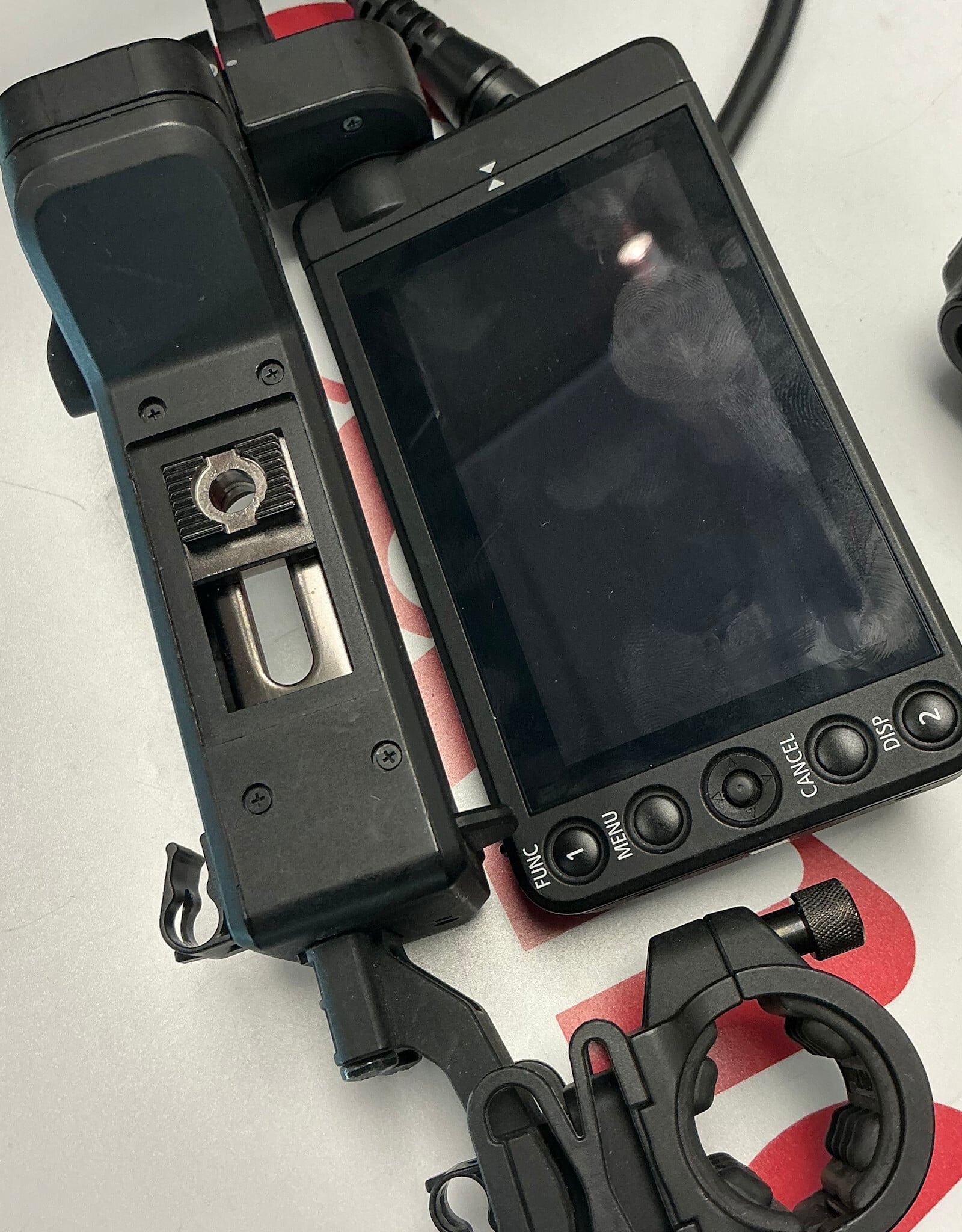 CANON Canon C200 Camera Outfit w/ Jason Case 128 Hours Used Good