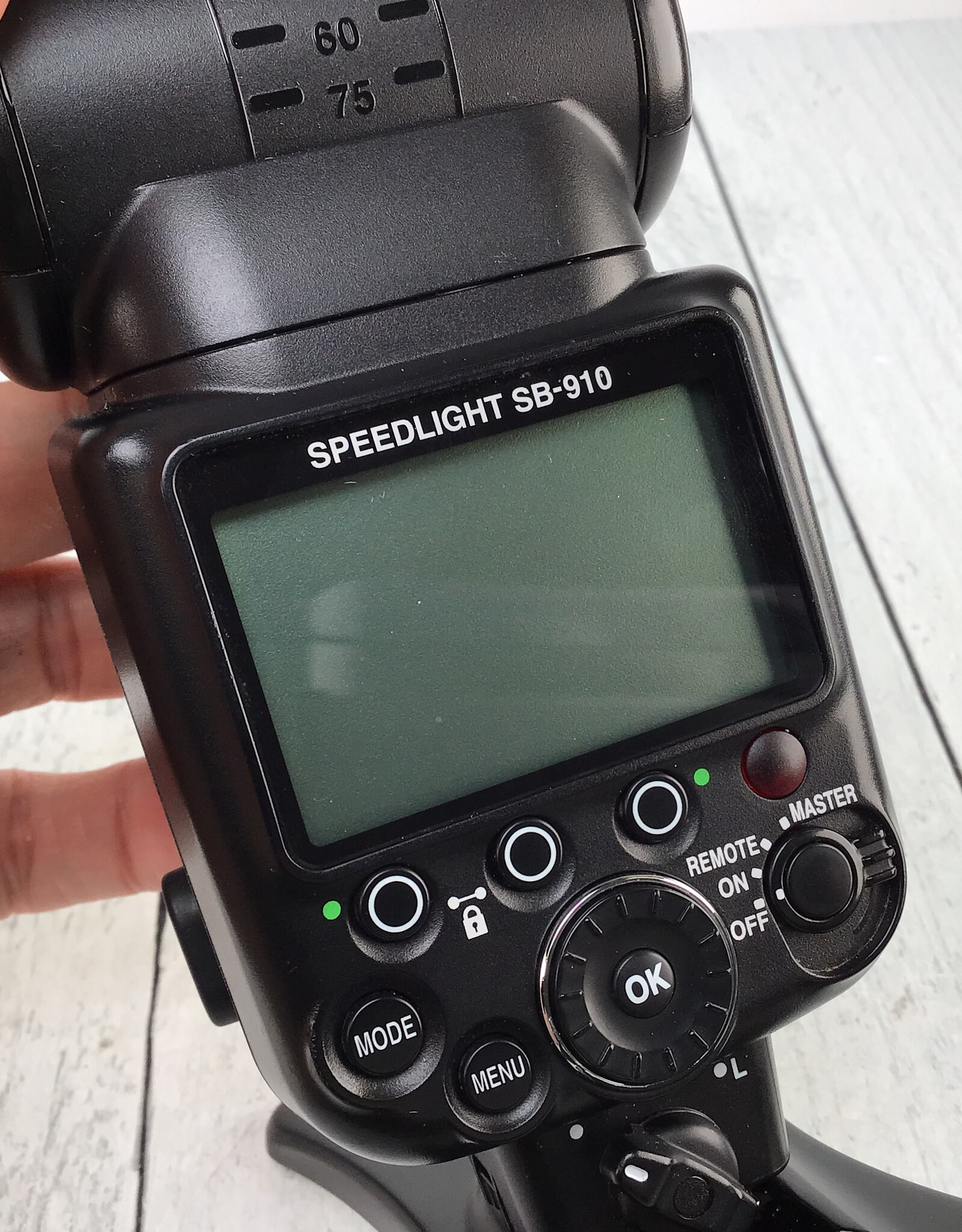 NIKON Nikon Speedlight SB-910 Flash Used Good