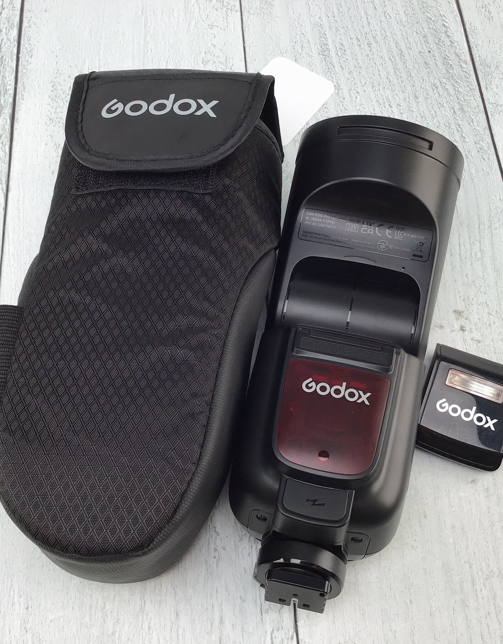 GODOX Godox V1 Pro S Flash Used Good