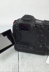CANON Canon R3 Camera w/charger Used Good