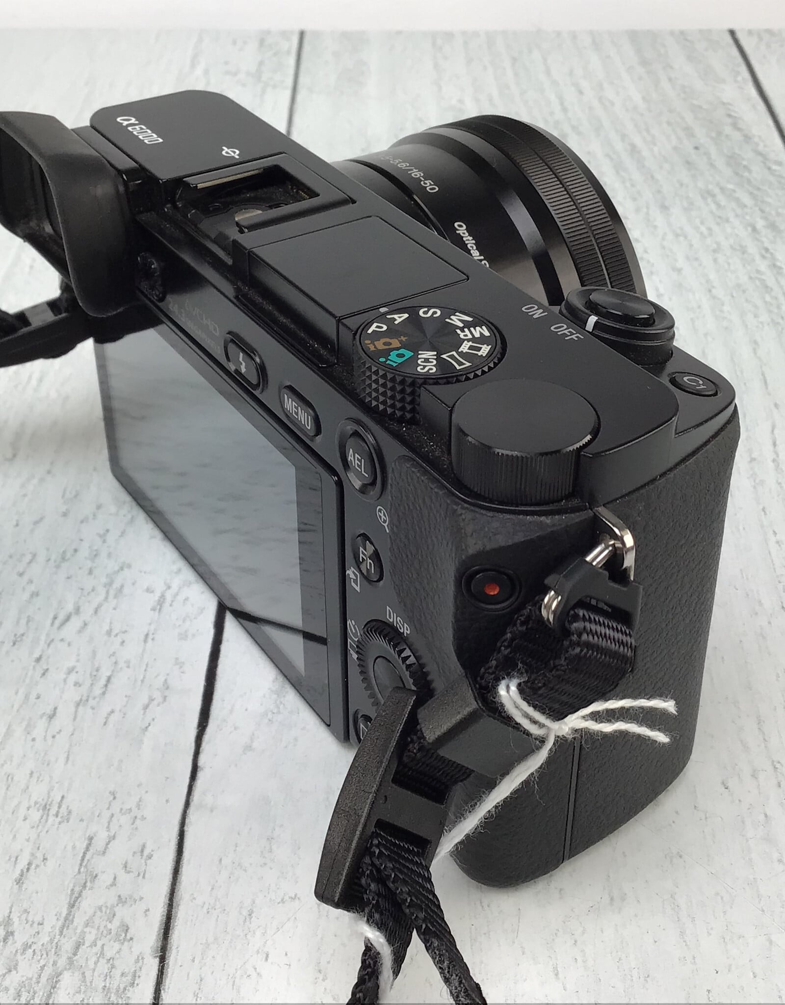 SONY Sony A6000 w/16-50mm Camera Used Good