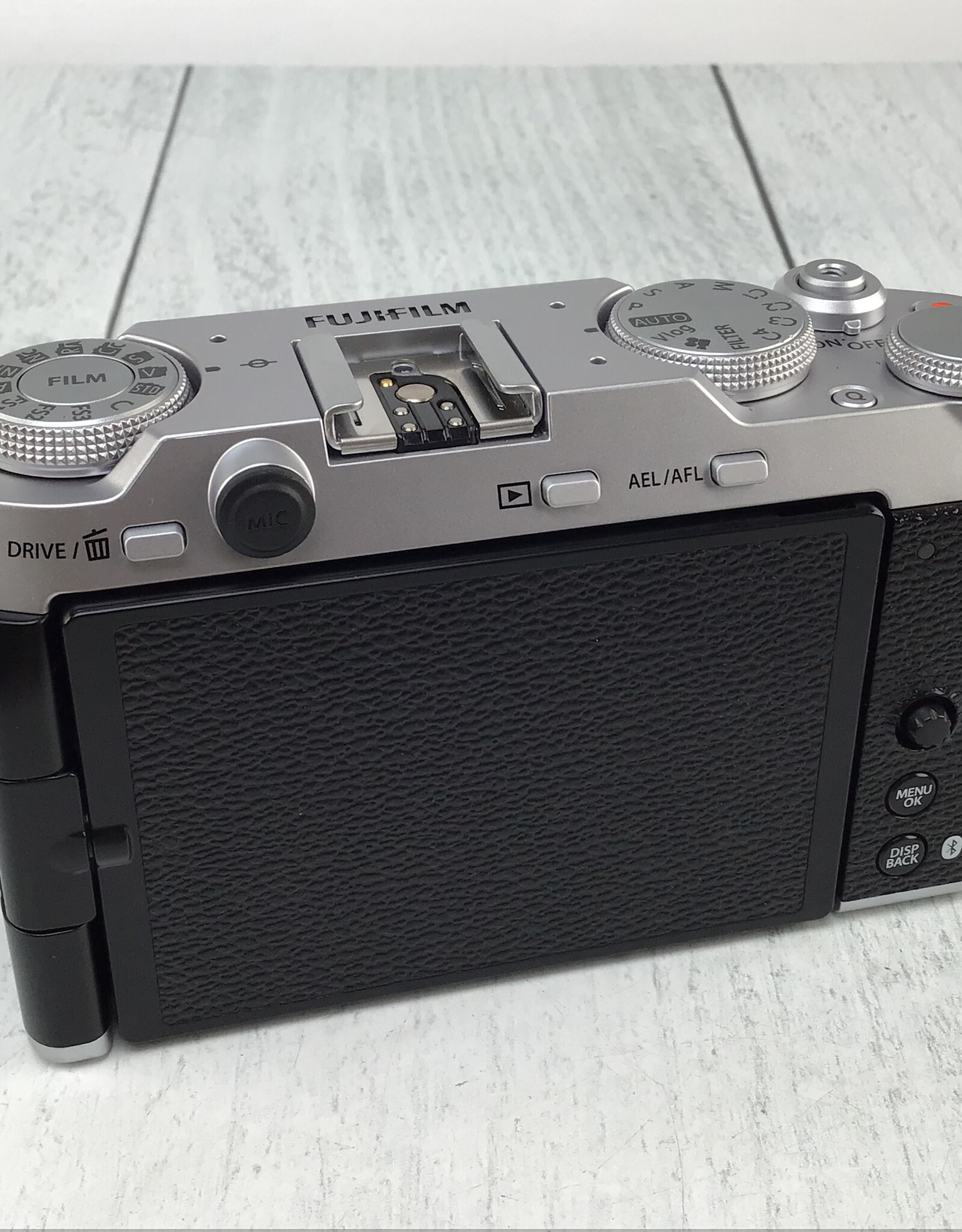 FUJI Fuji X-M5 Camera Body Silver Used Good