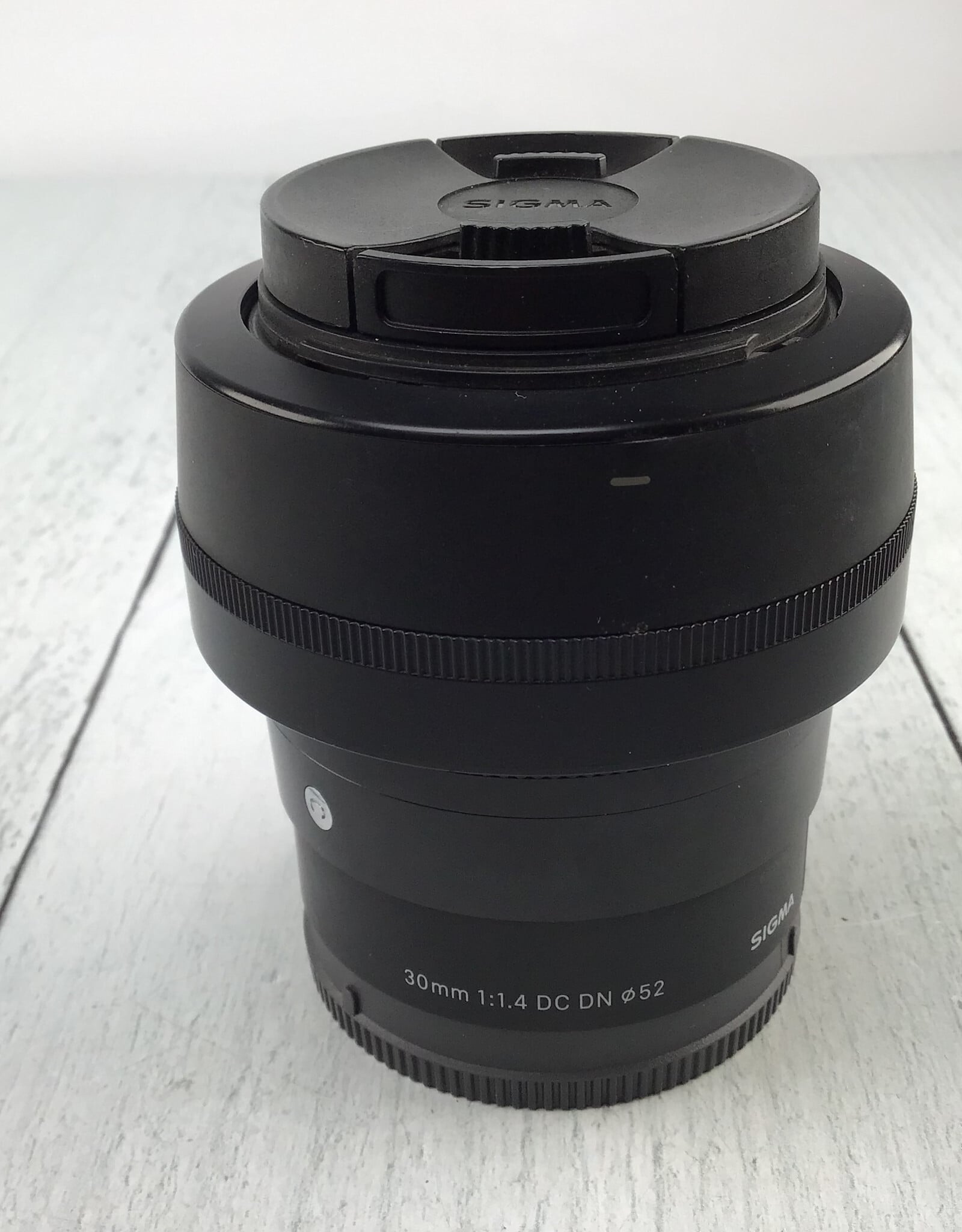 SIGMA Sigma 30mm f1.4 DC DN Lens for Sony Used Good