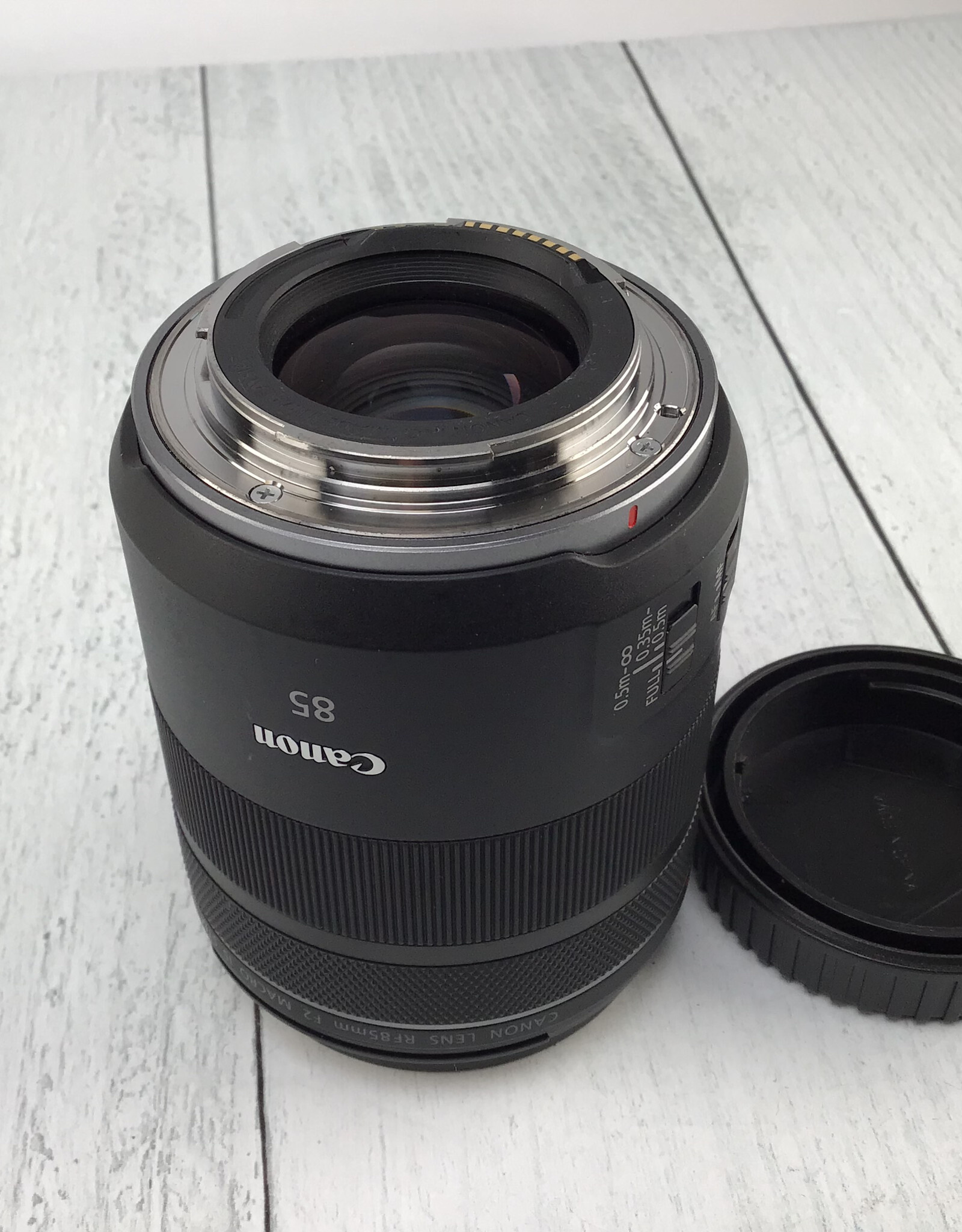 CANON Canon RF 85mm f2.0 Macro STM  Lens Used Good