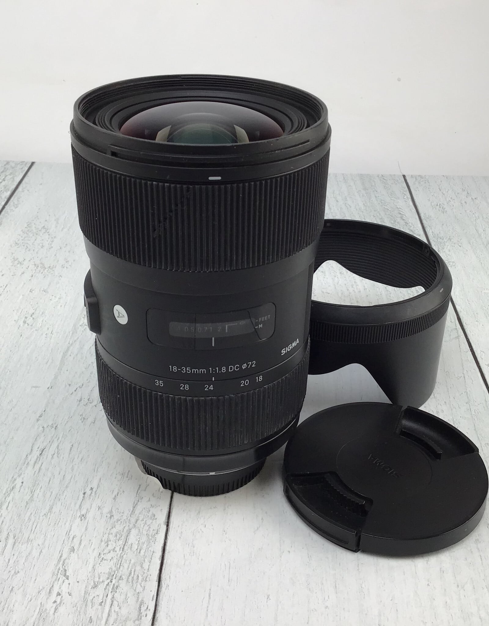 SIGMA Sigma Art 18-35mm f1.8 Lens for Nikon F Used Good