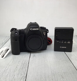 CANON Canon EOS 7D Camera Body Used Good
