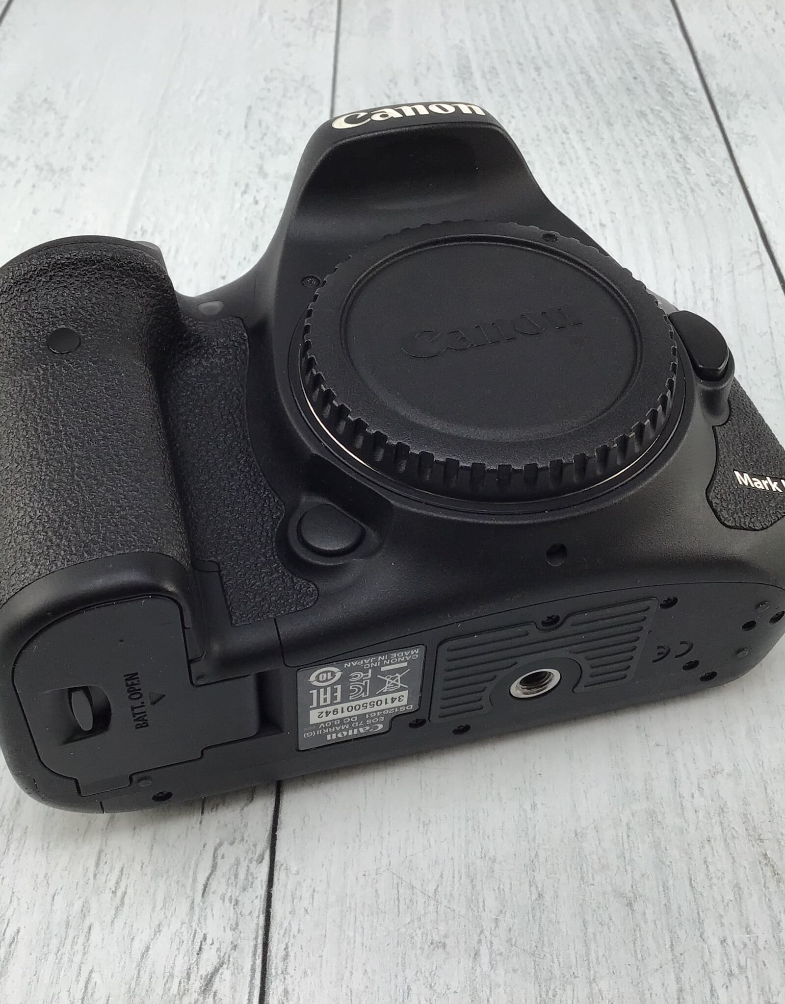 CANON Canon EOS 7D Mark II Camera Body Used Good