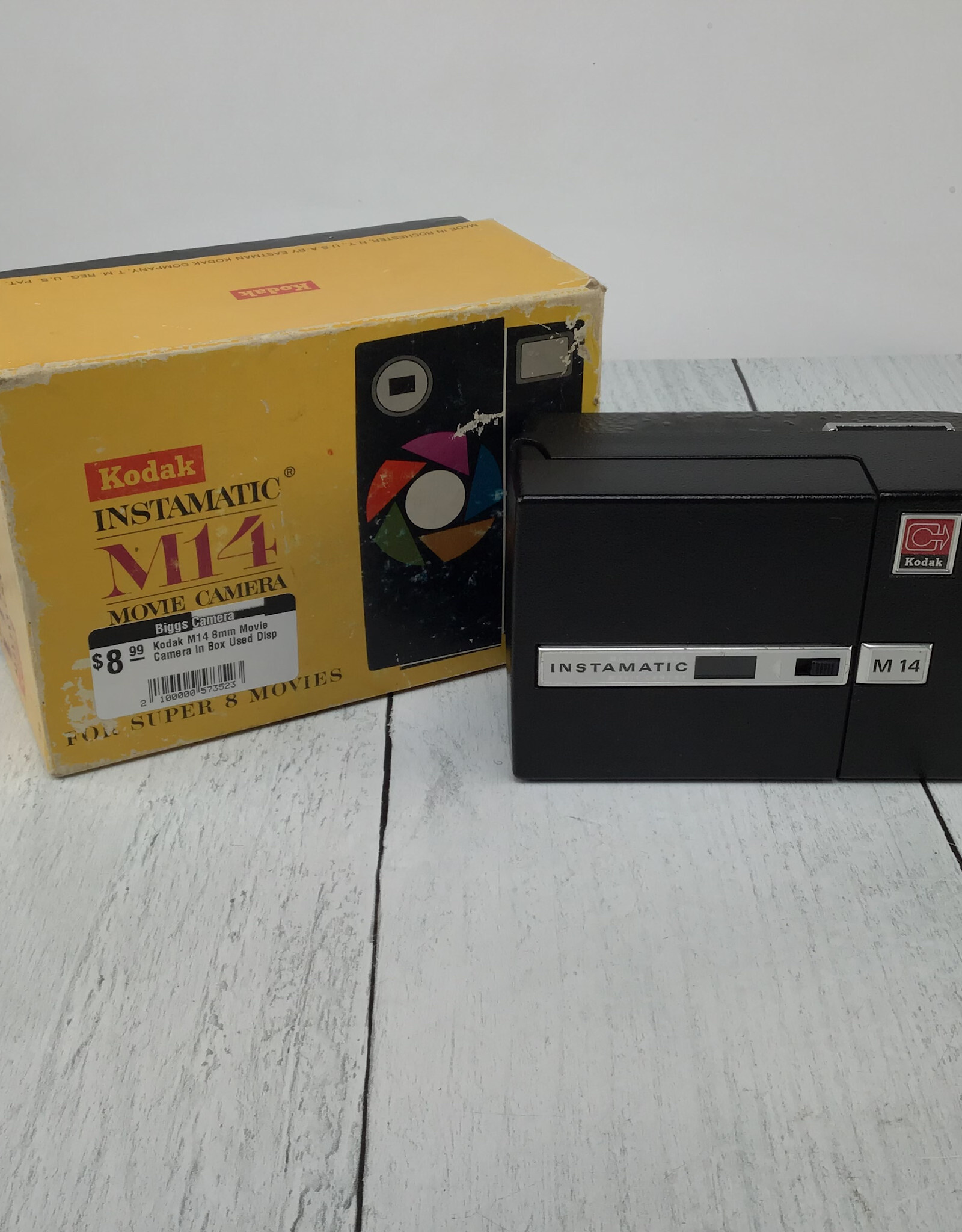 Kodak M14 8mm Movie Camera in Box Used Disp