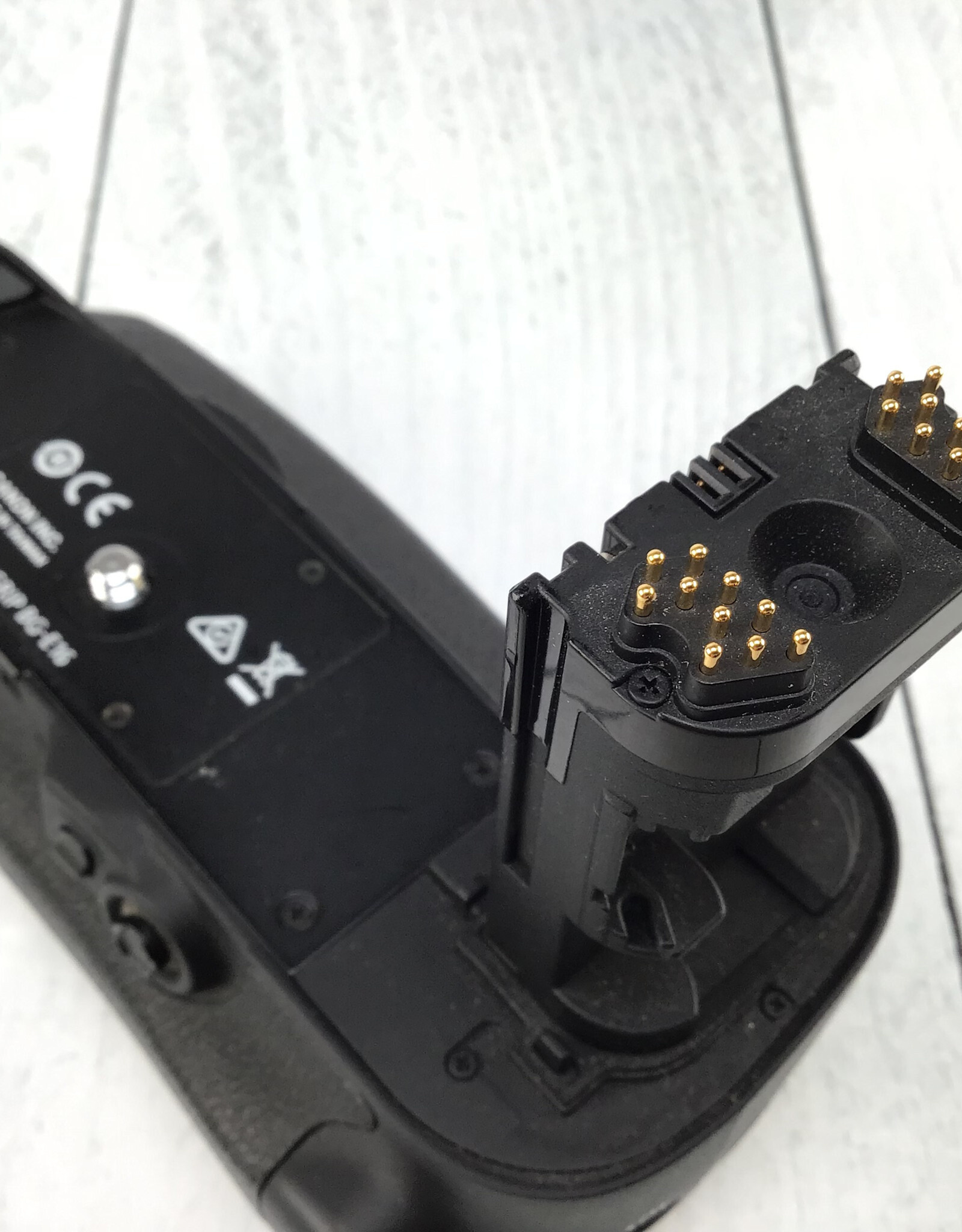 CANON Canon Battery Grip BG-E16 for 7D Mark II Used Good