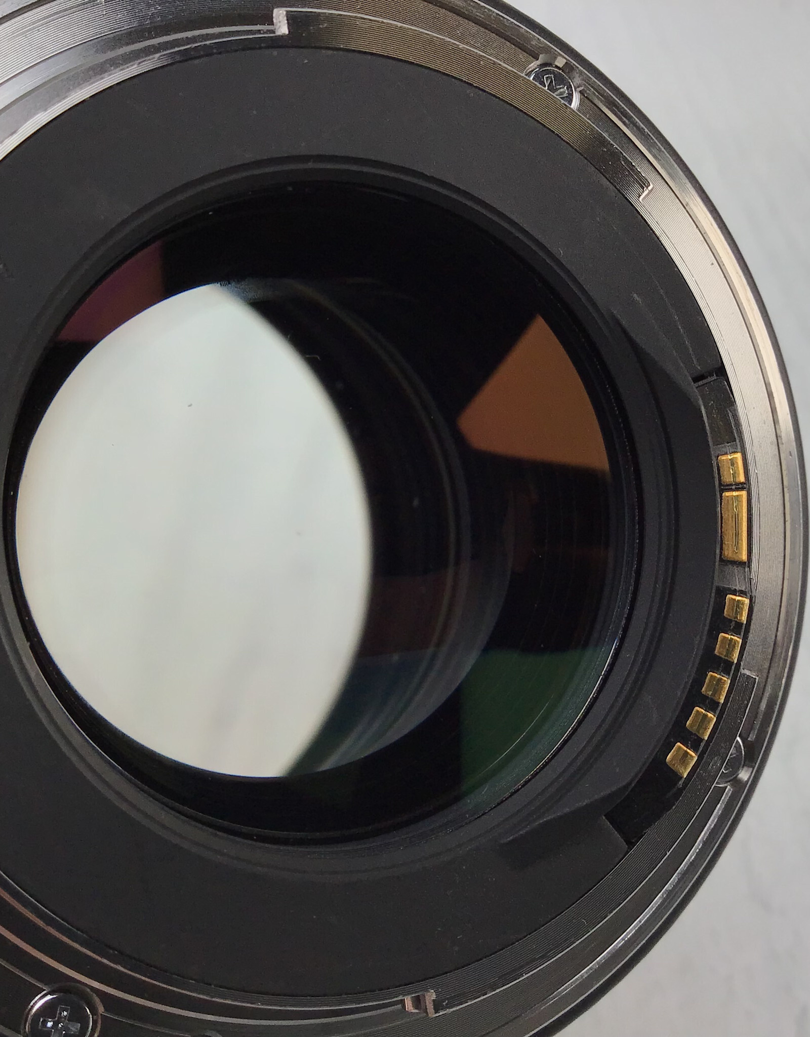 CANON Canon EF 85mm f1.8 USM Lens Used Fair