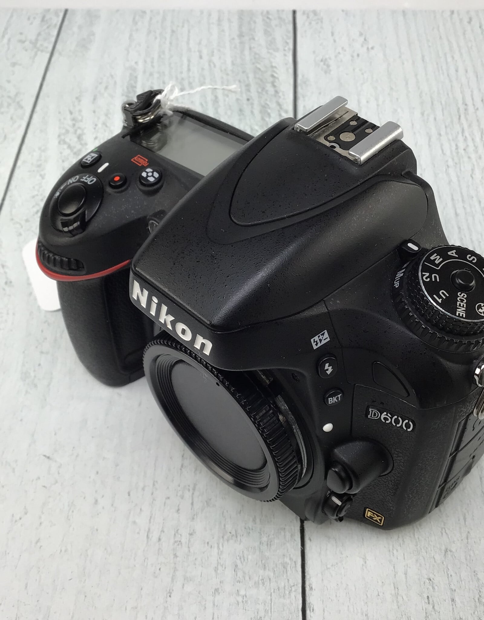 NIKON Nikon D600 Camera Body Shutter Count 43560 Used Good