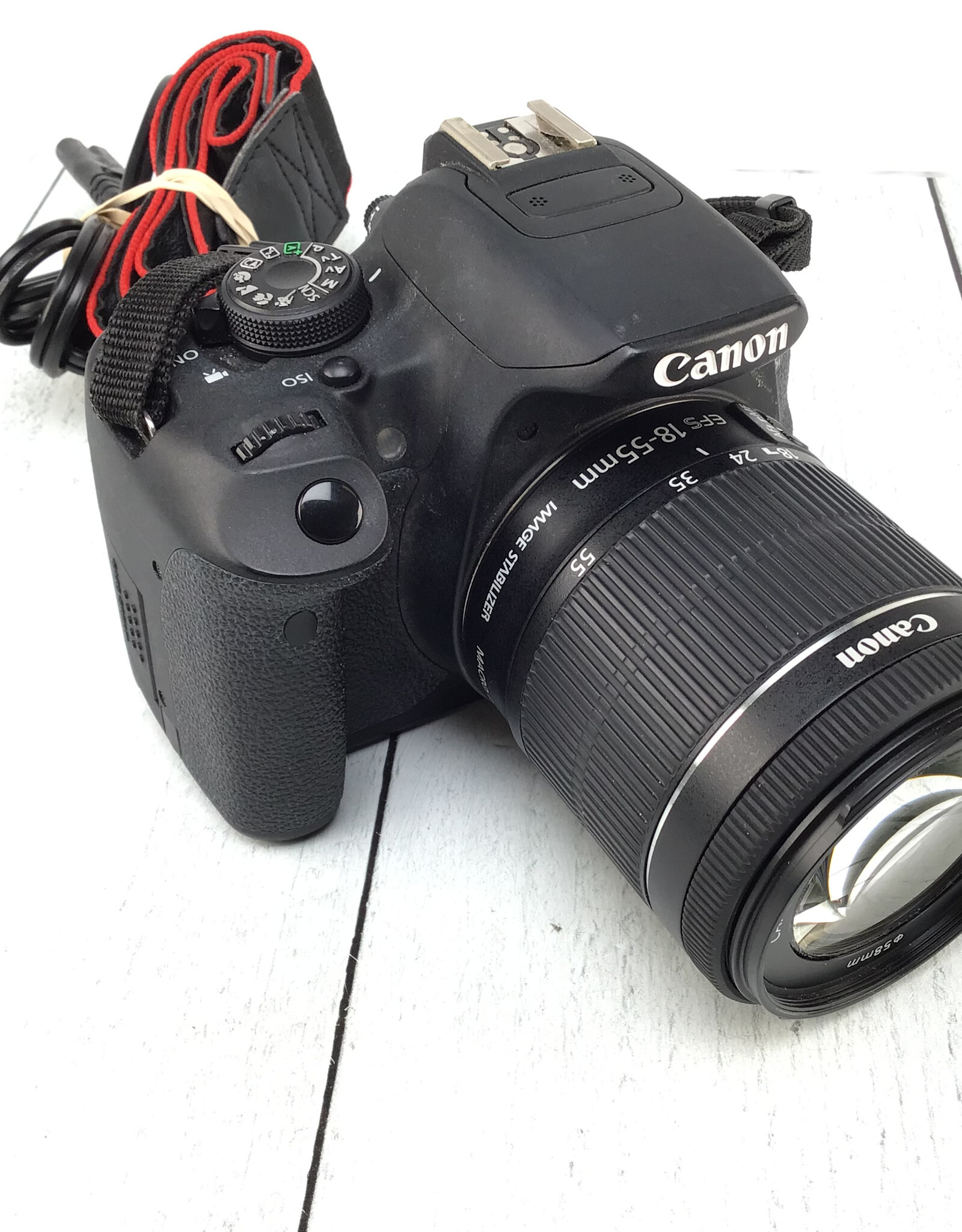 CANON Canon EOS Rebel T5i Camera w/ 18-55mm IS STM Used Fair