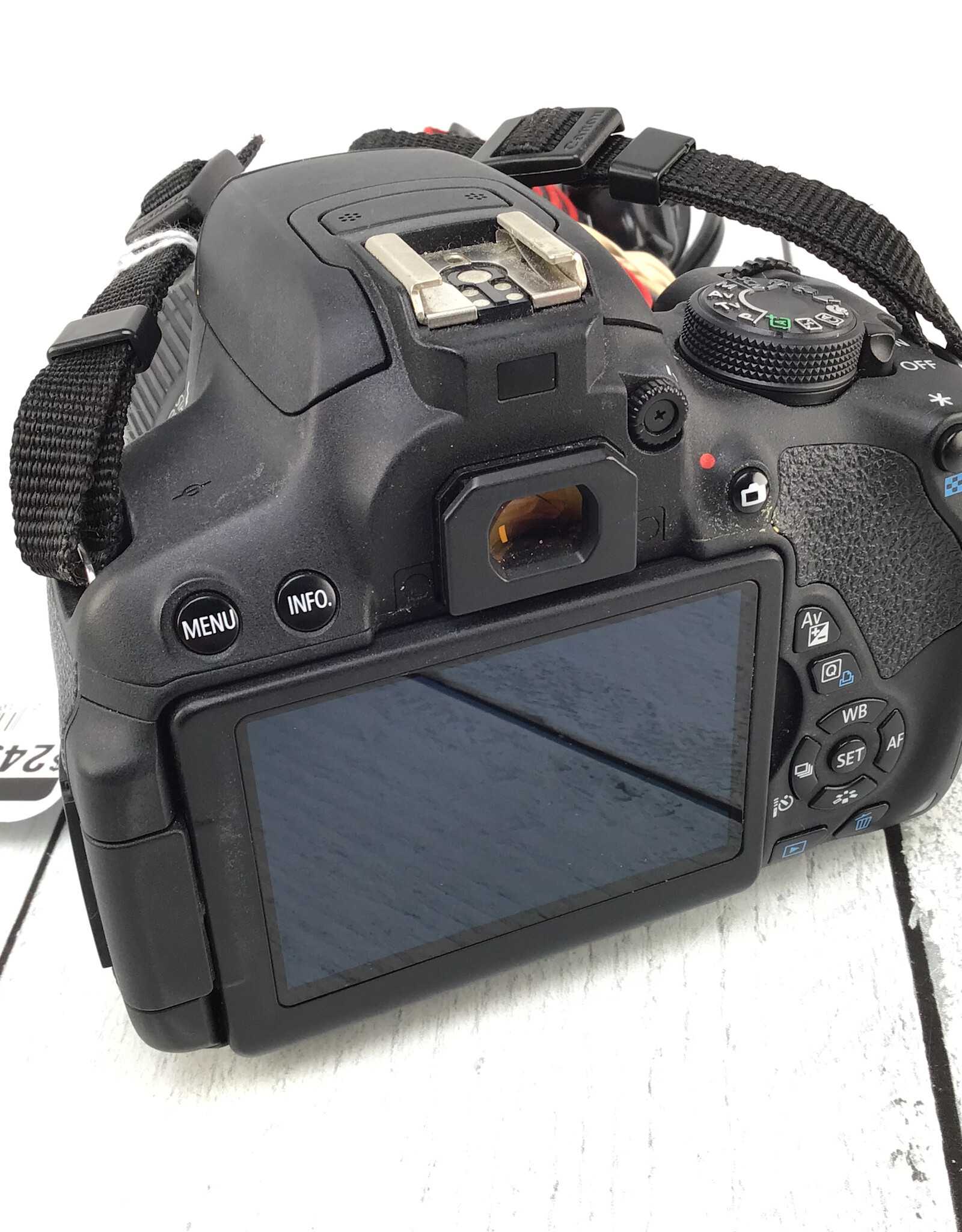 CANON Canon EOS Rebel T5i Camera w/ 18-55mm IS STM Used Fair