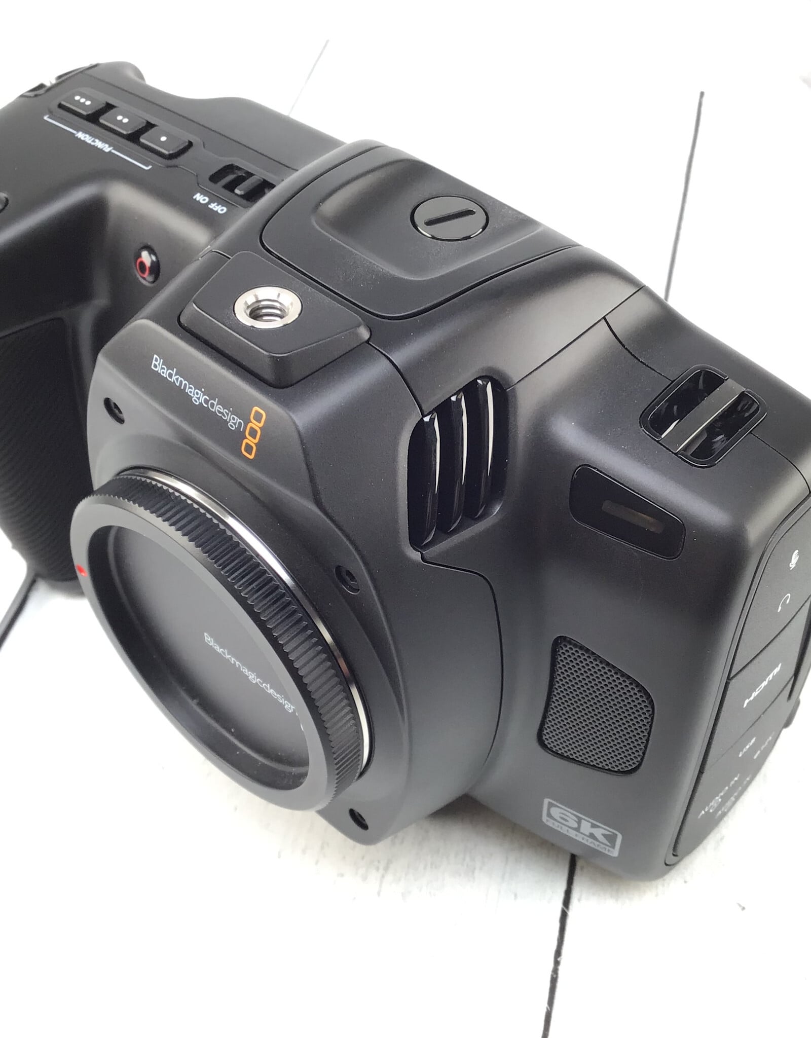 Blackmagic Design Blackmagic Pocket Cinema 6K Full Frame L Mount Used EX