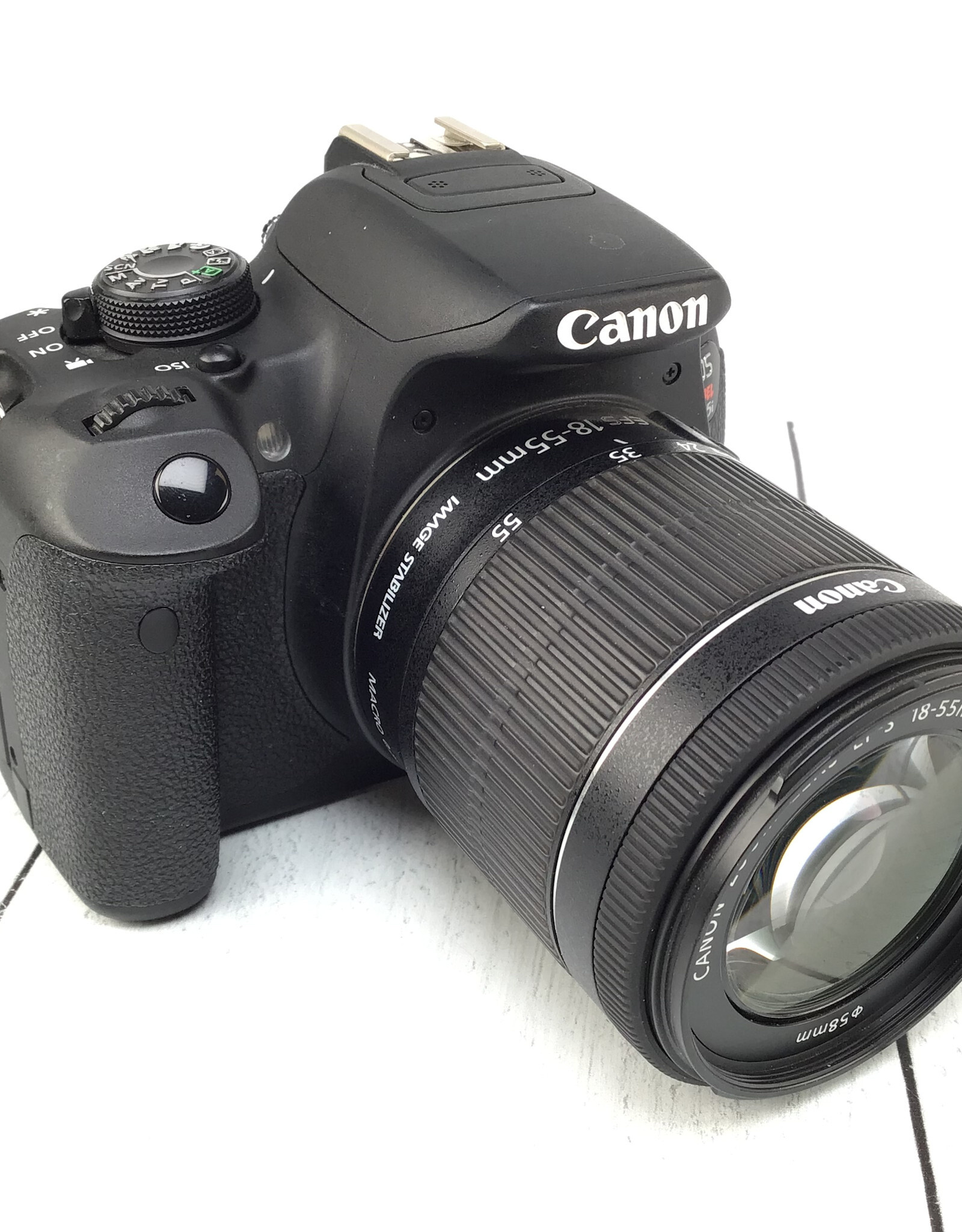 CANON Canon Rebel T5i Camera w/ 18-55mm IS Used Good
