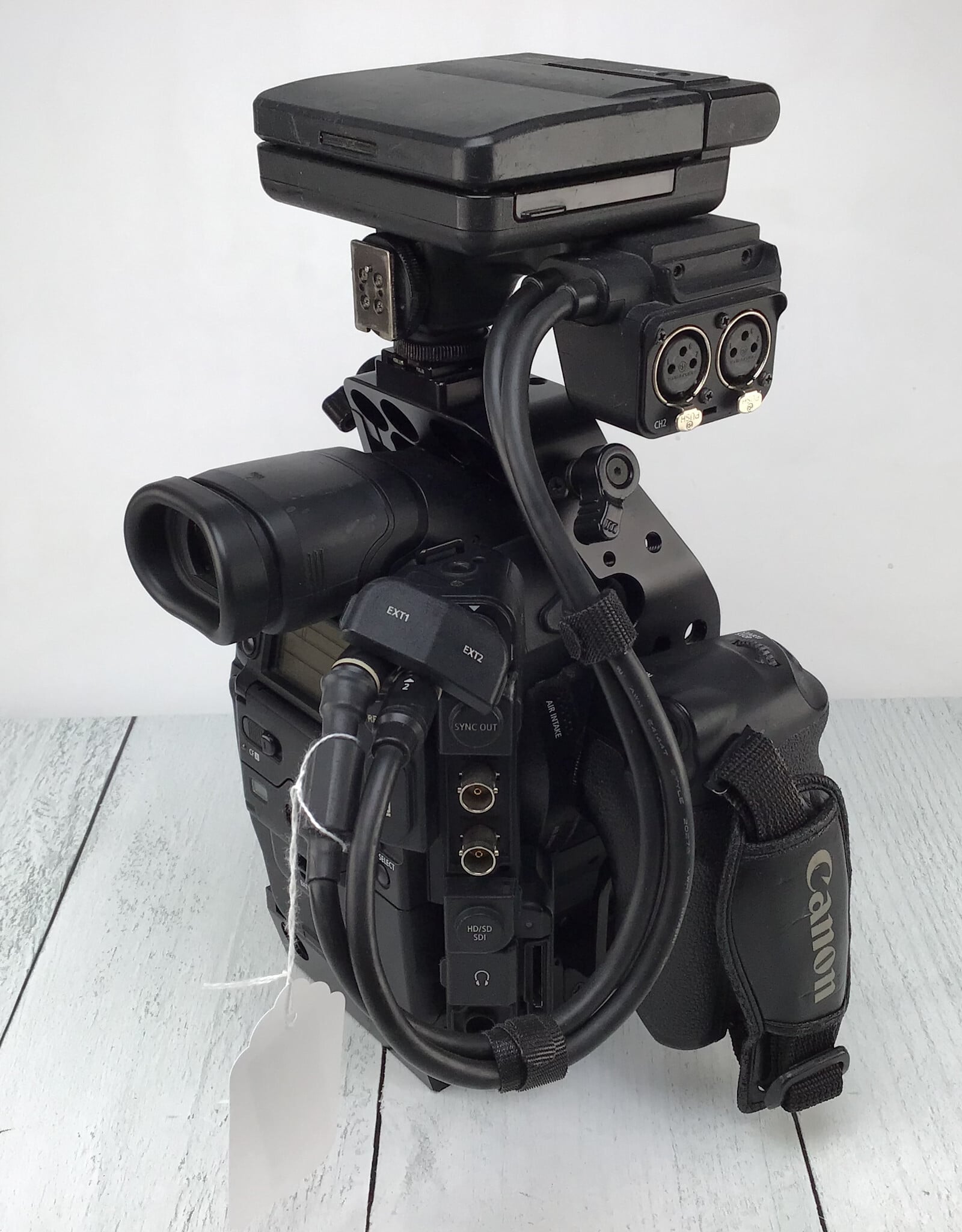 CANON Canon C300 Camera w/ Cage 1800 Hours Used Fair