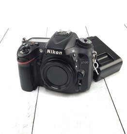NIKON Nikon D7100 Camera Body Shutter Count 82651 Used Fair