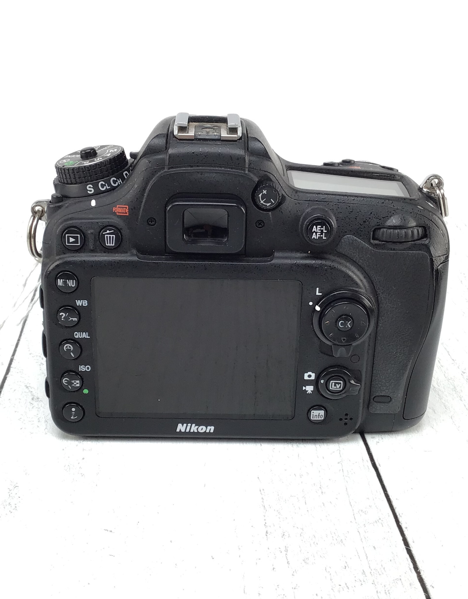 NIKON Nikon D7100 Camera Body Shutter Count 82651 Used Fair
