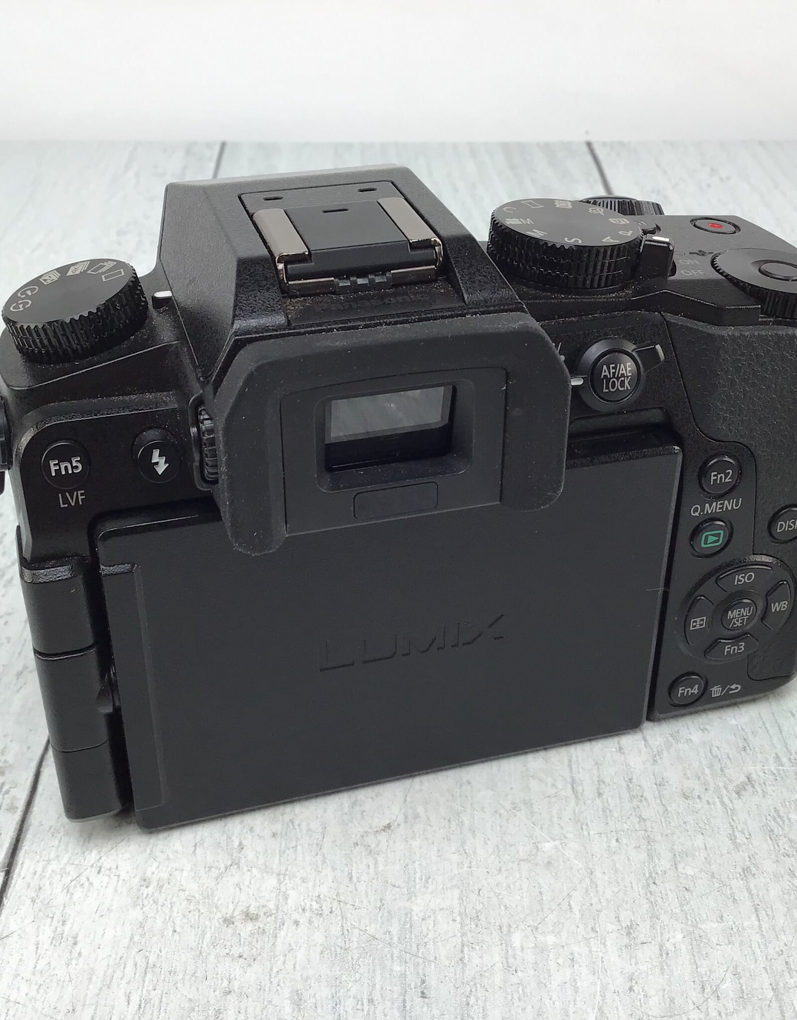PANASONIC Panasonic Lumix G7 Camera w/ 14-42mm Used Fair
