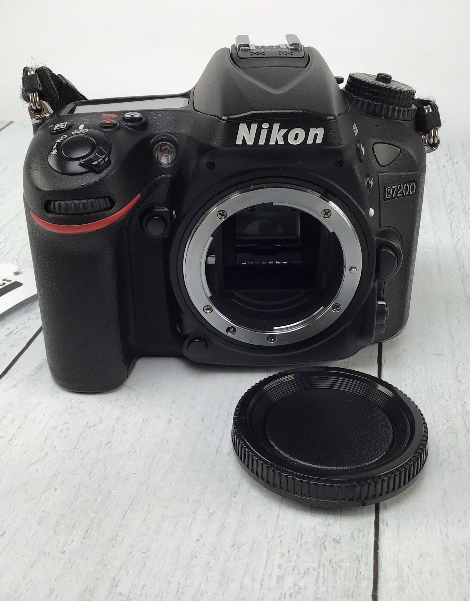 NIKON Nikon D7200 Camera Body Shutter Count 33070 Used Good