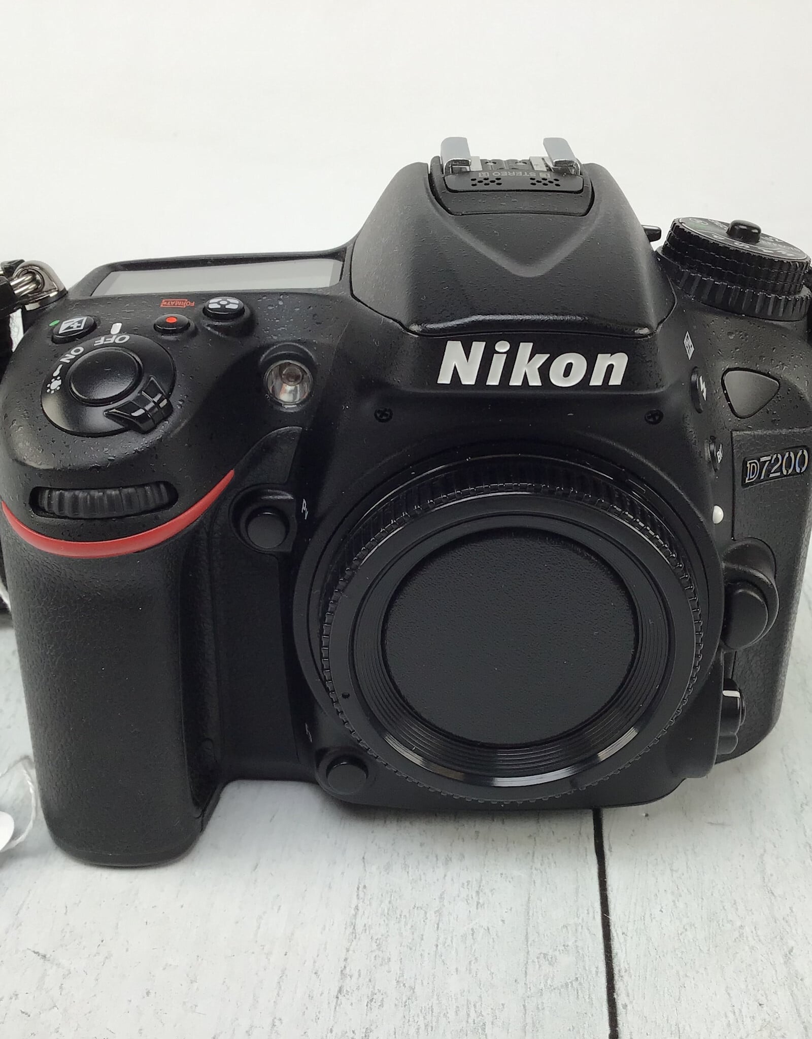 NIKON Nikon D7200 Camera Body Shutter Count 33070 Used Good