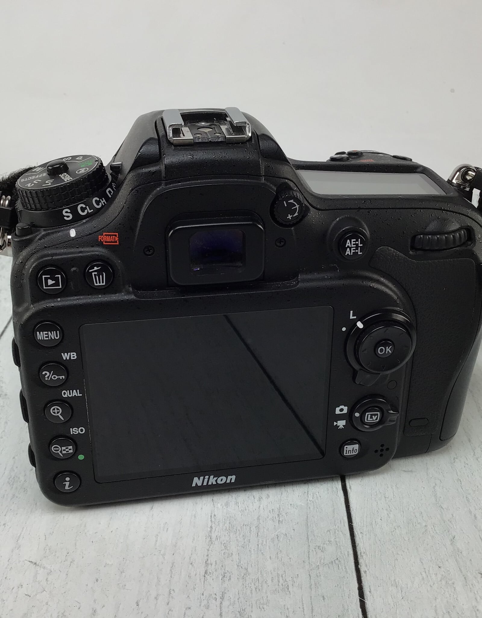 NIKON Nikon D7200 Camera Body Shutter Count 33070 Used Good