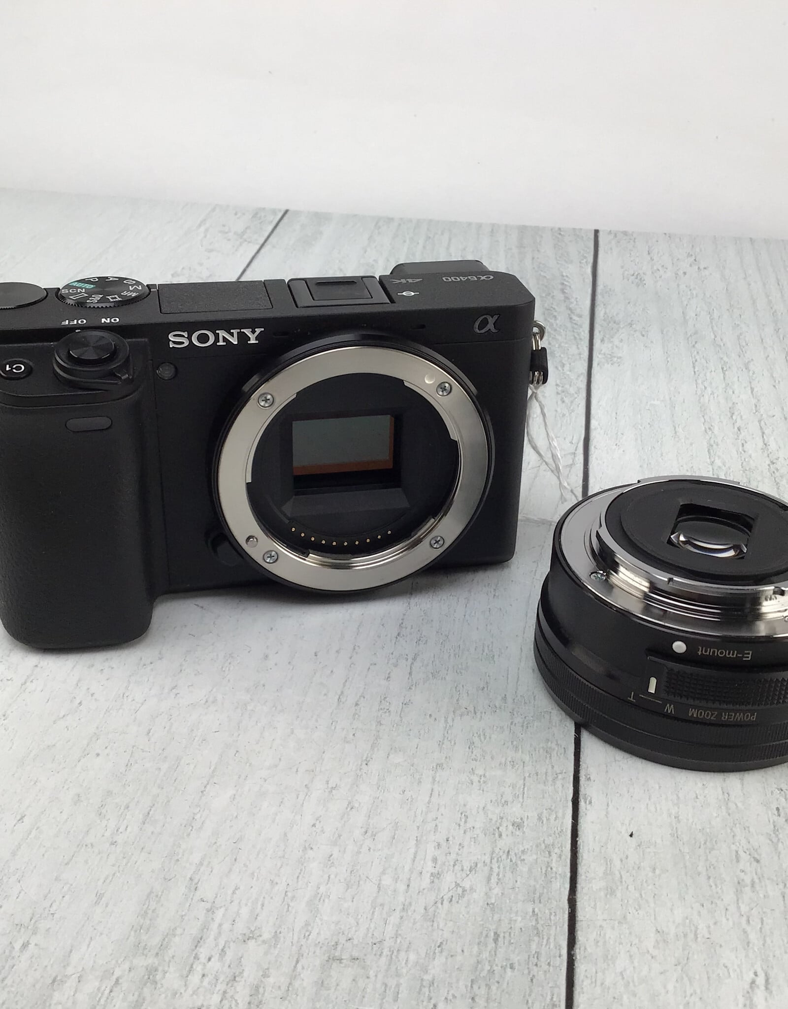 SONY Sony A6400 w/16-50mm Camera Used Good