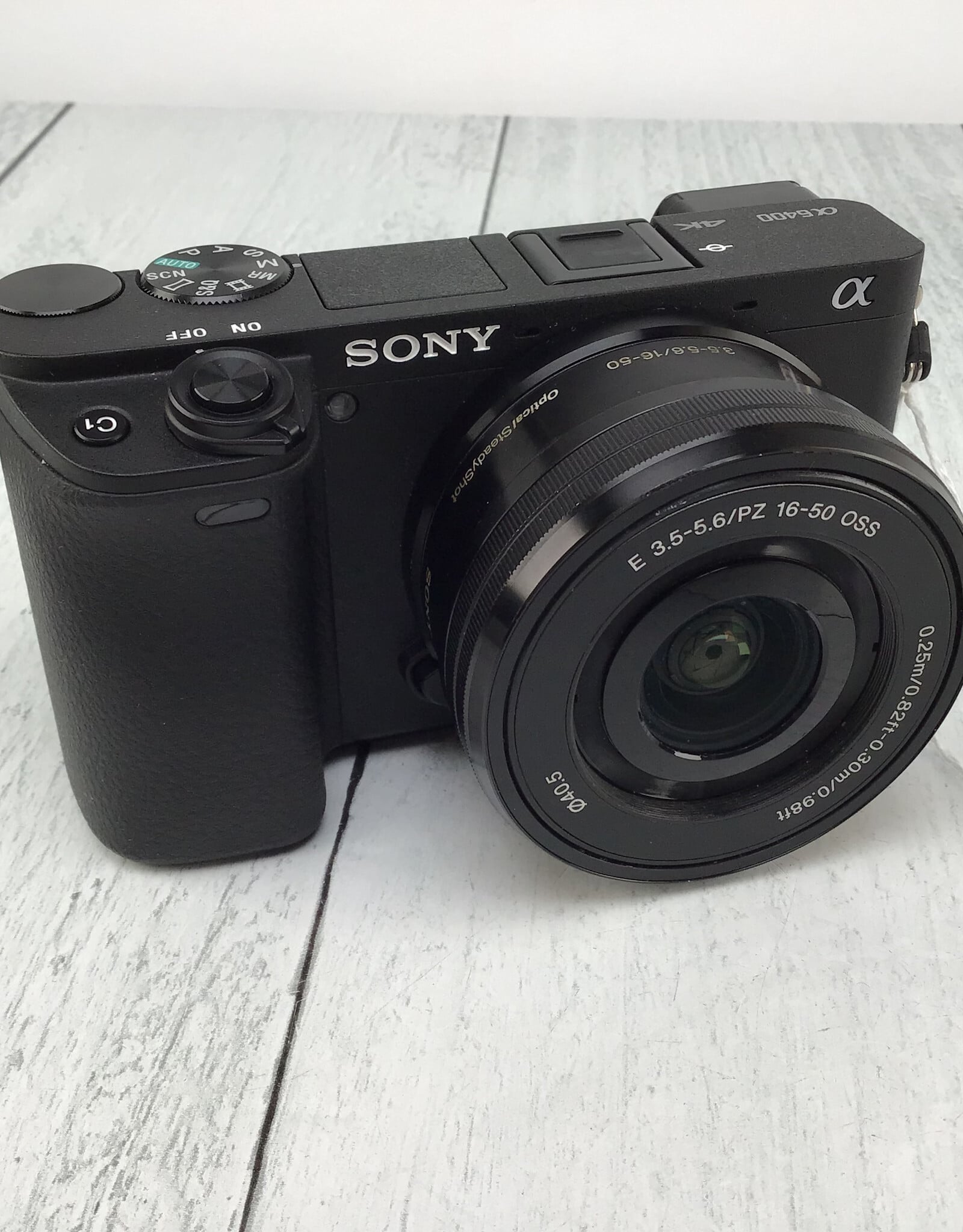 SONY Sony A6400 w/16-50mm Camera Used Good