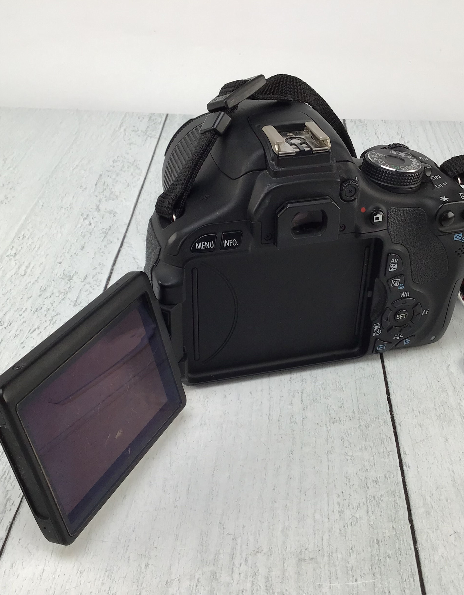 CANON Canon T3i Camera W/ EF-S 18-55 F3.5-5.6 IS II Used Good