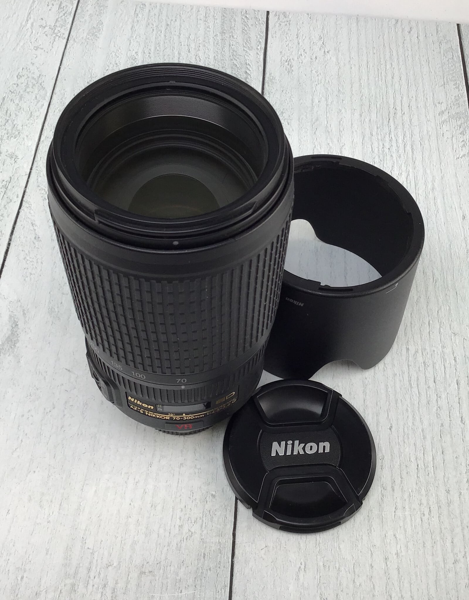 NIKON Nikon AF-S Nikkor 70-300mm f4.5-5.6 G VR Lens Used Good