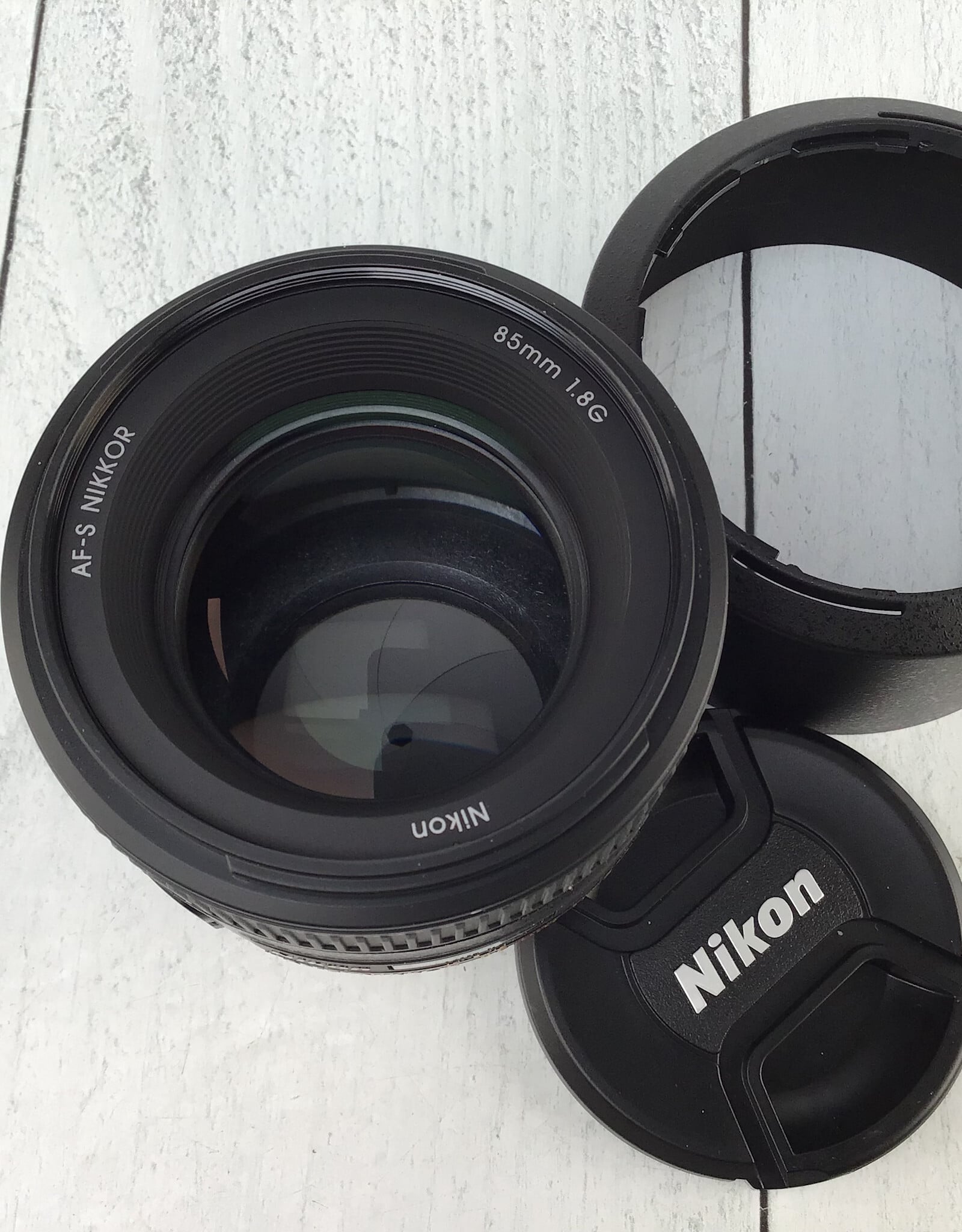 NIKON Nikon AF-S Nikkor  85mm f1.8G Lens Used Good