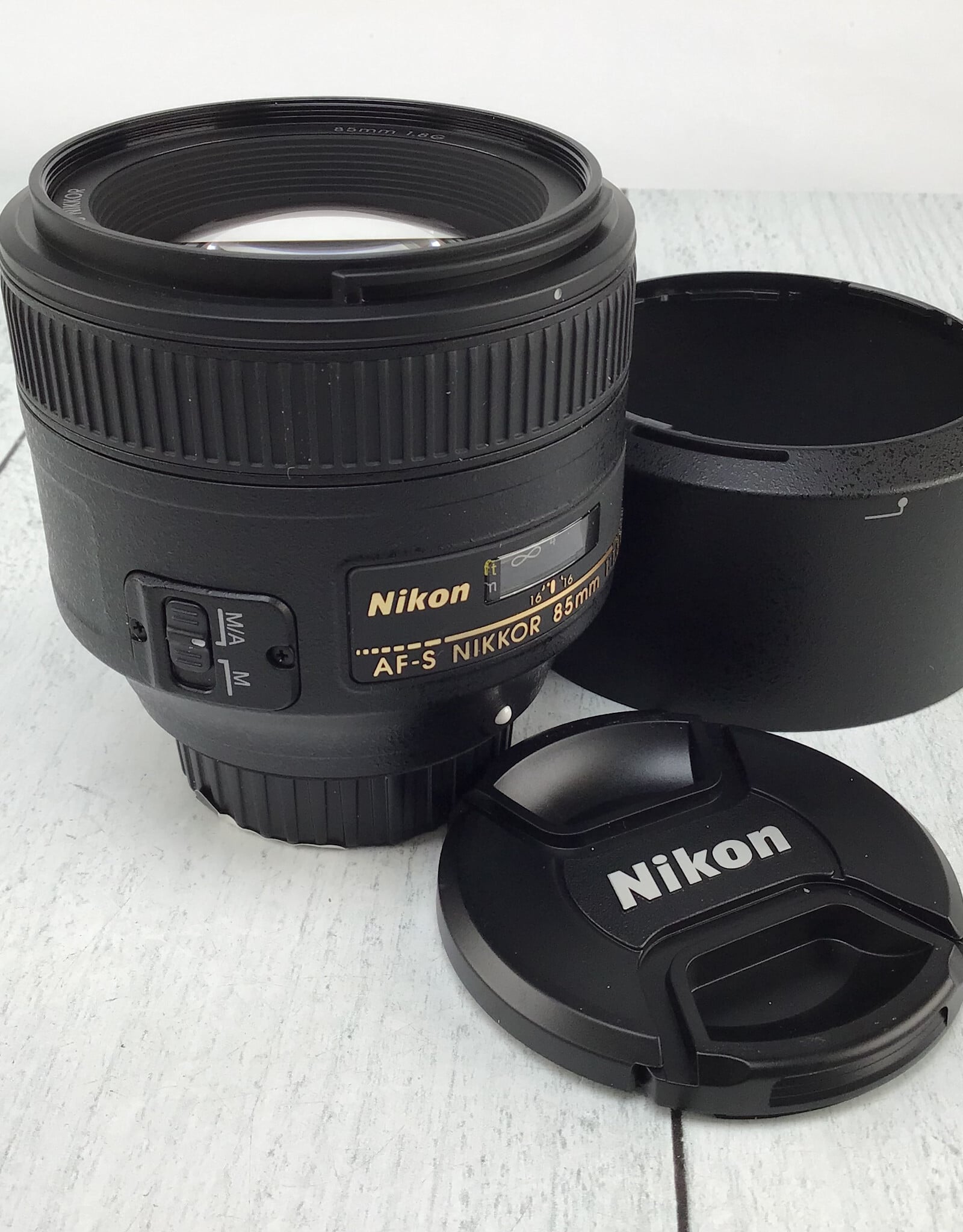 NIKON Nikon AF-S Nikkor  85mm f1.8G Lens Used Good