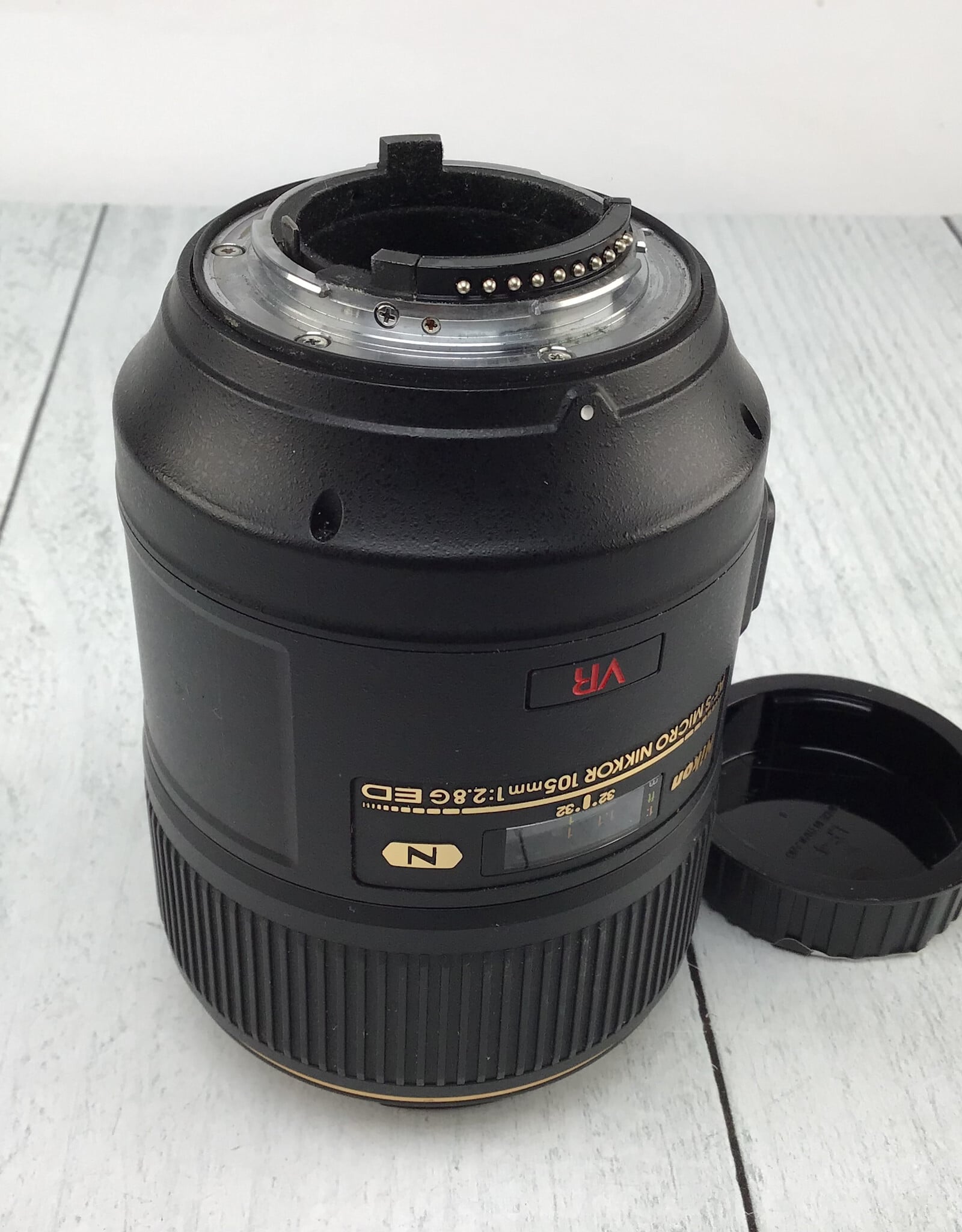 NIKON Nikon AF-S Micro Nikkor 105mm f2.8 G VR Lens Used Good