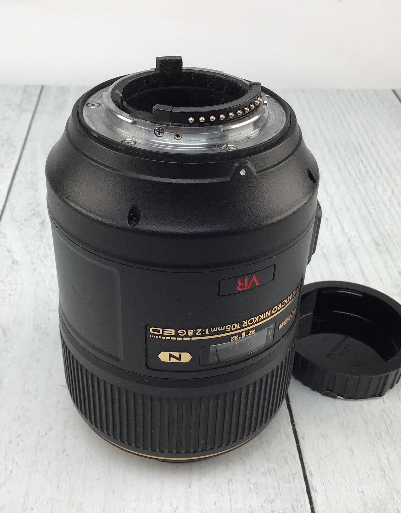 NIKON Nikon AF-S Micro Nikkor 105mm f2.8 G VR Lens Used Good