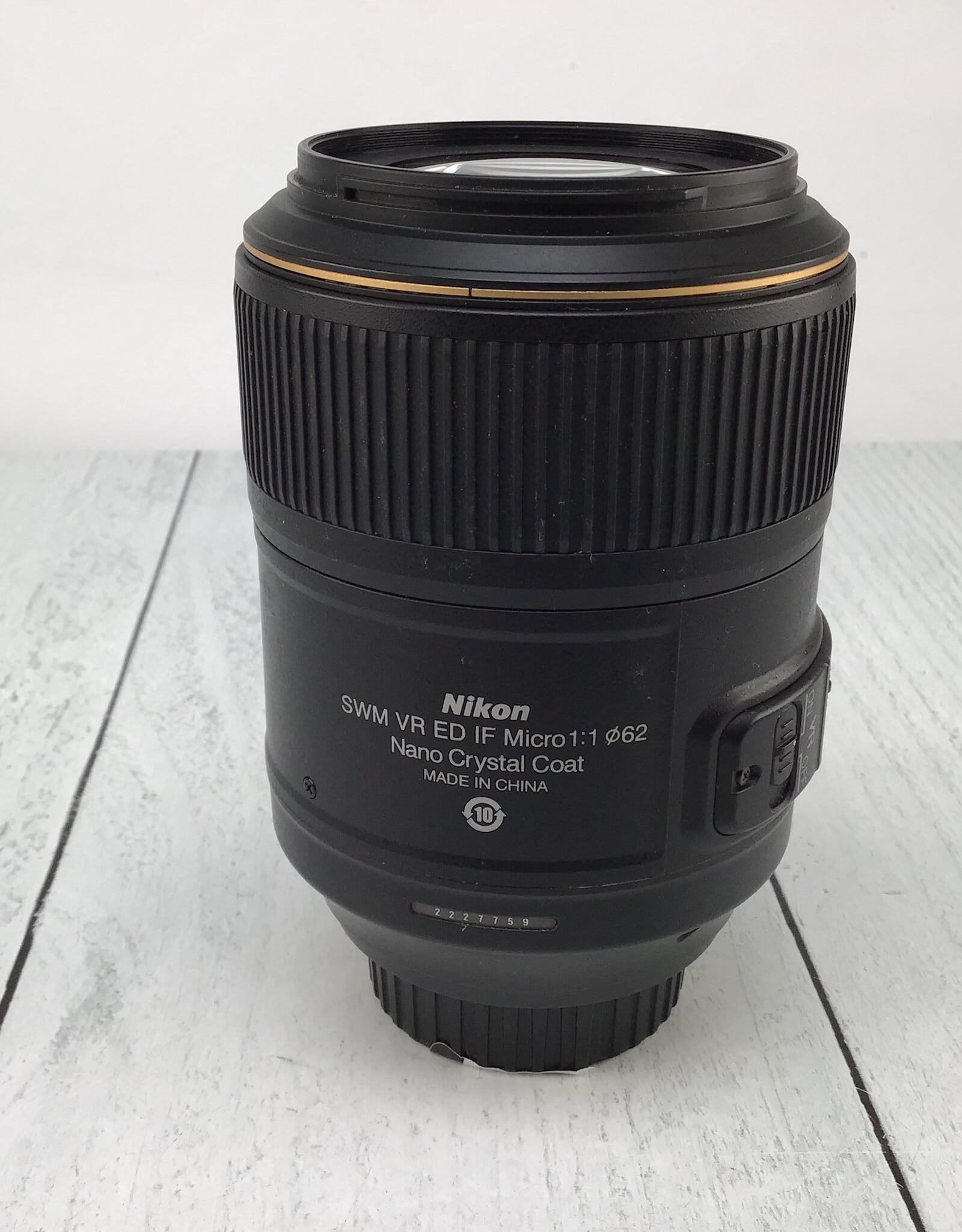 NIKON Nikon AF-S Micro Nikkor 105mm f2.8 G VR Lens Used Good
