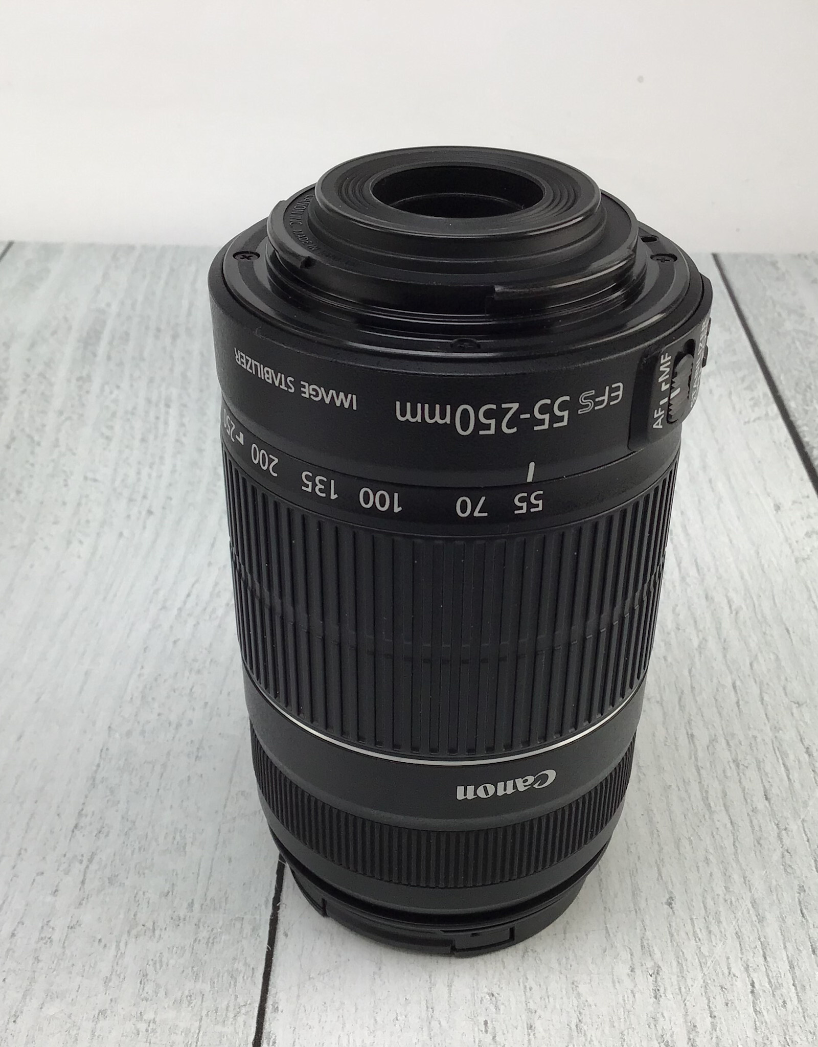 CANON Canon EFS 55-250mm f4-5.6 IS II Lens in Box Used Good