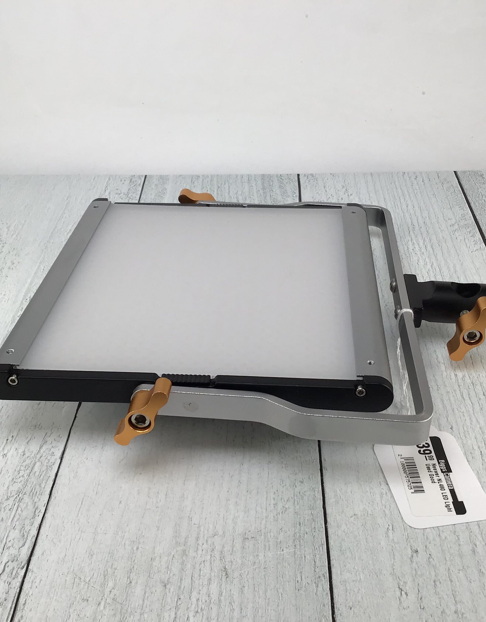 Neewer Neewer NL480 LED Light Used Good