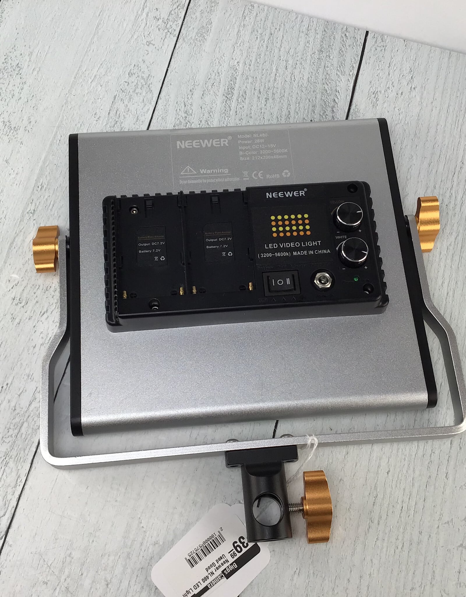 Neewer Neewer NL480 LED Light Used Good