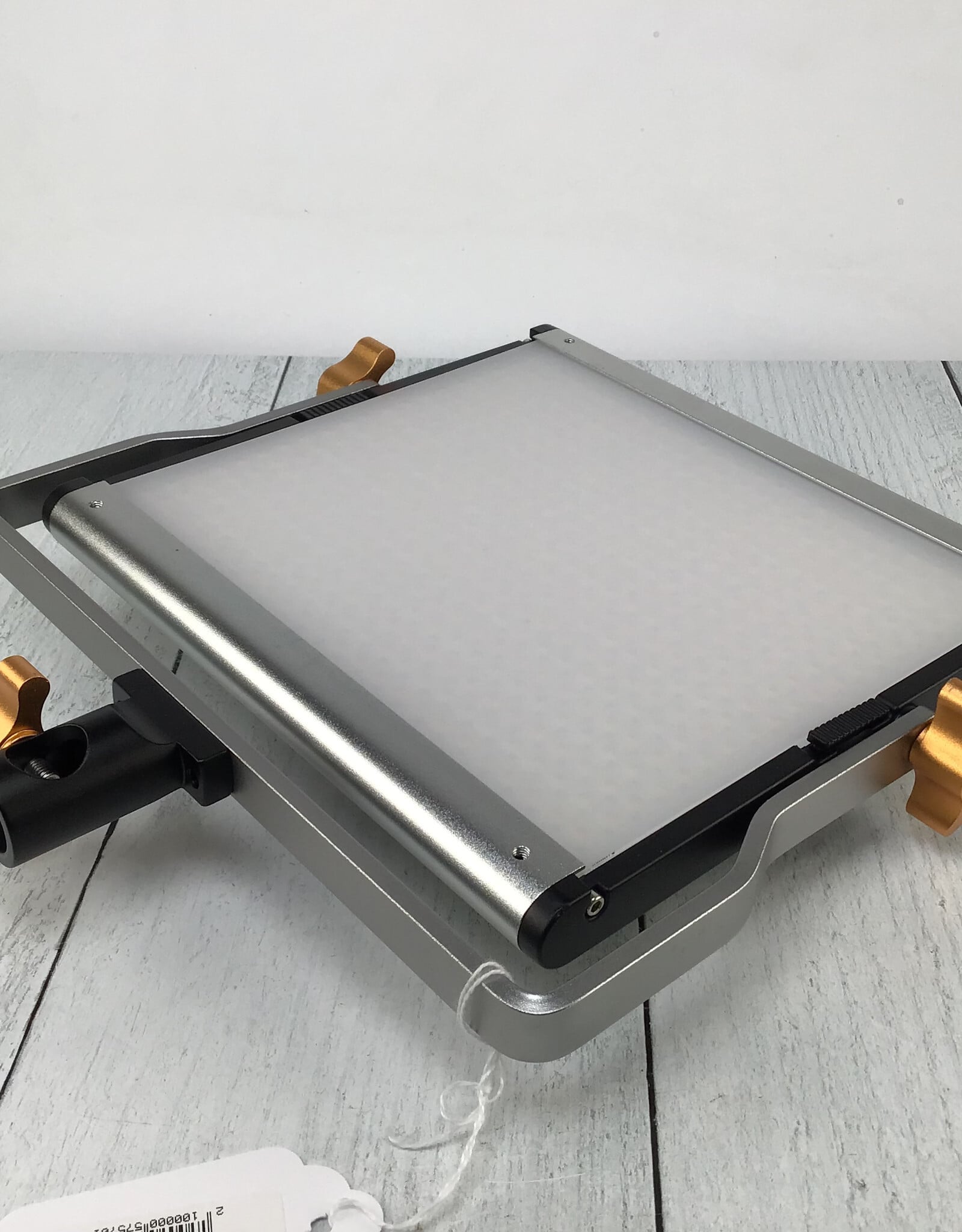 Neewer Neewer NL480 LED Light Used Good