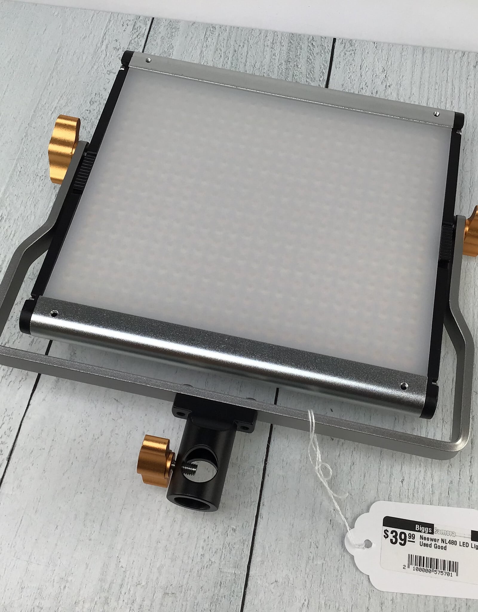 Neewer Neewer NL480 LED Light Used Good