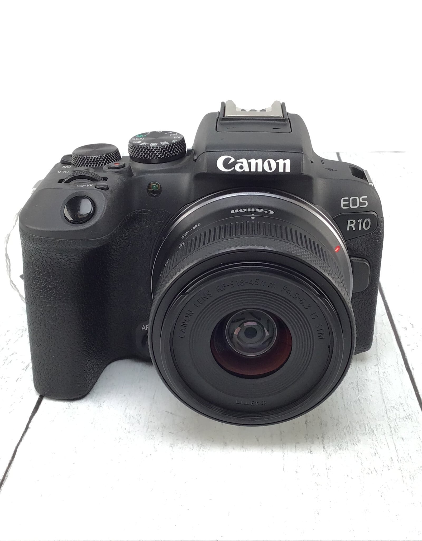 CANON Canon EOS R10 Camera w/ 18-45mm Used Good