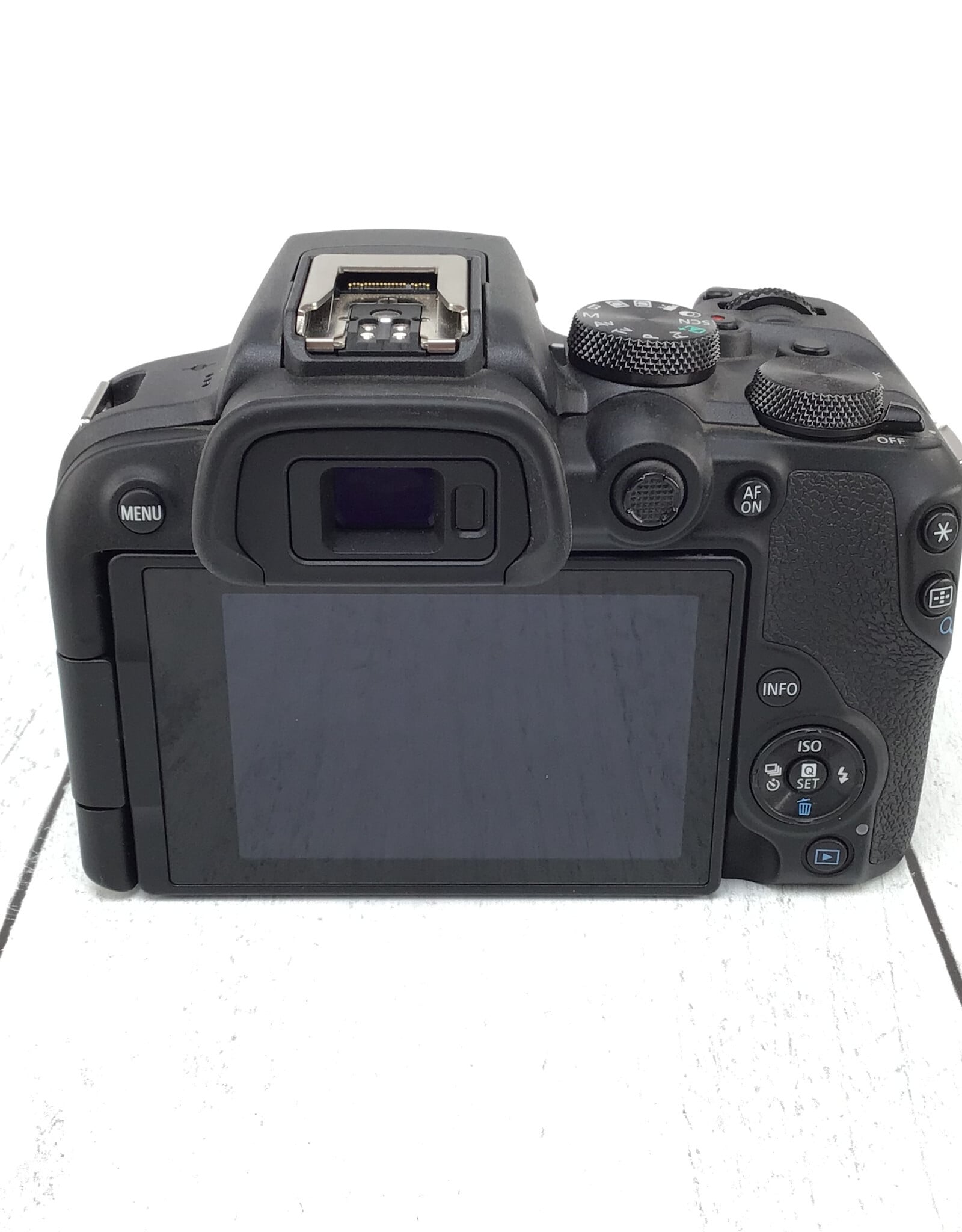 CANON Canon EOS R10 Camera w/ 18-45mm Used Good