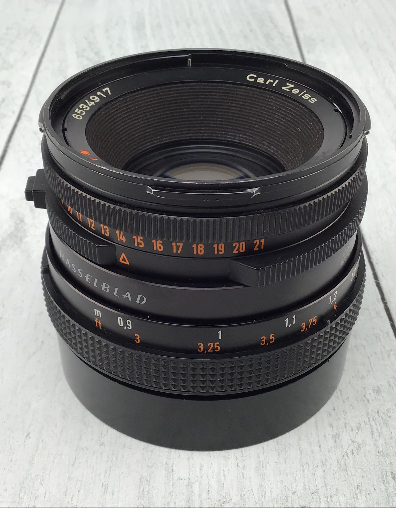 Hasselblad Hasselblad Planar 80mm f2.8 CF Lens Used Fair