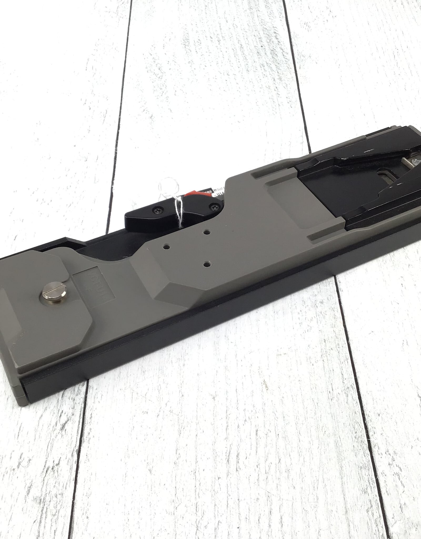SONY VCT-U14-F Quick Release Adapter Plate for Broadcast Camera Used Good