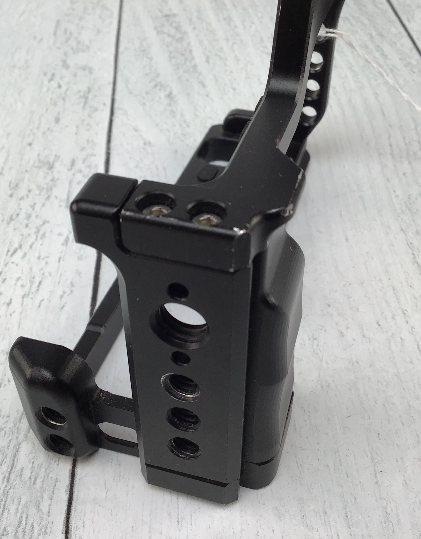 JLwin Camera Cage for Canon M50, M50 II Used Good