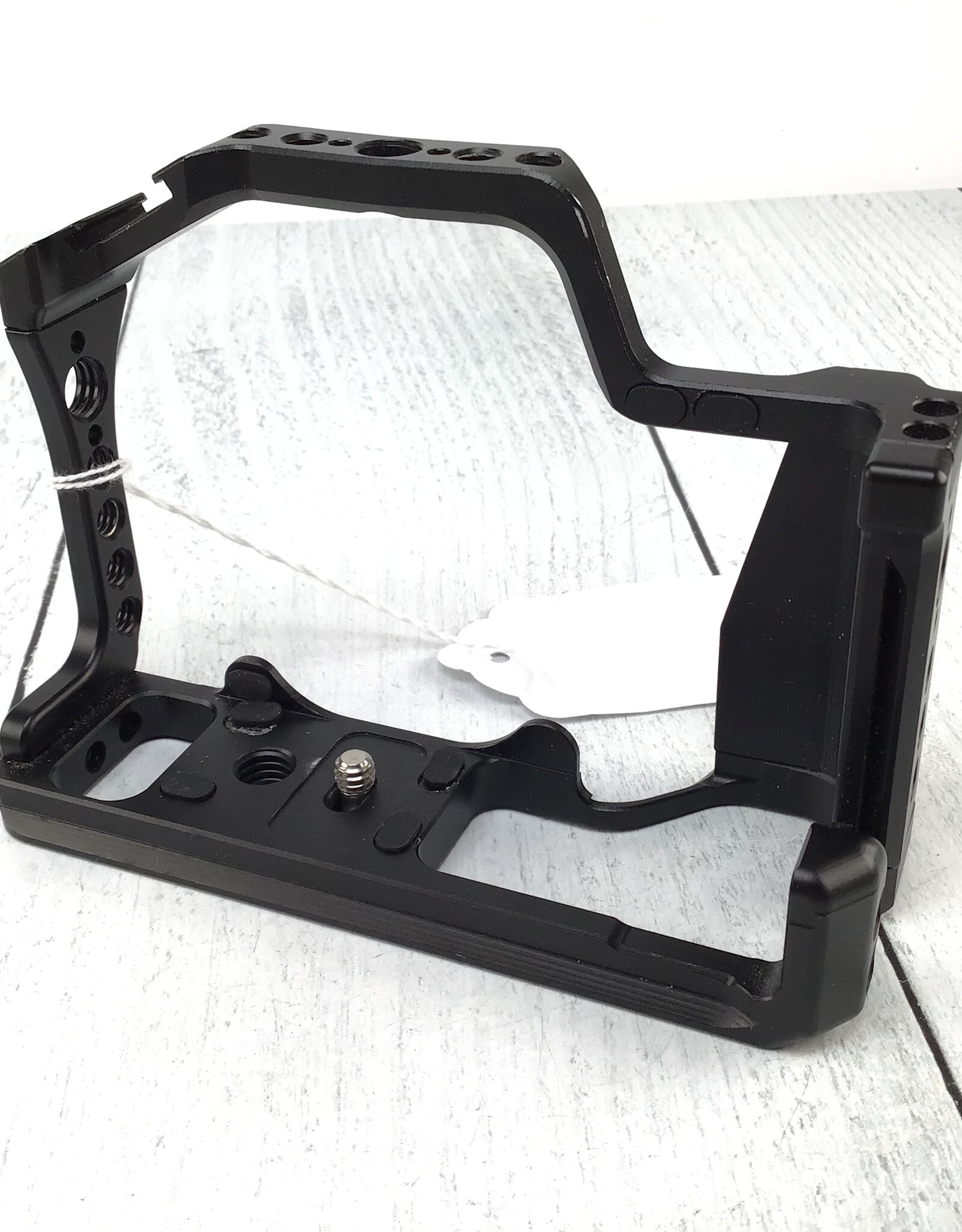 JLwin Camera Cage for Canon M50, M50 II Used Good