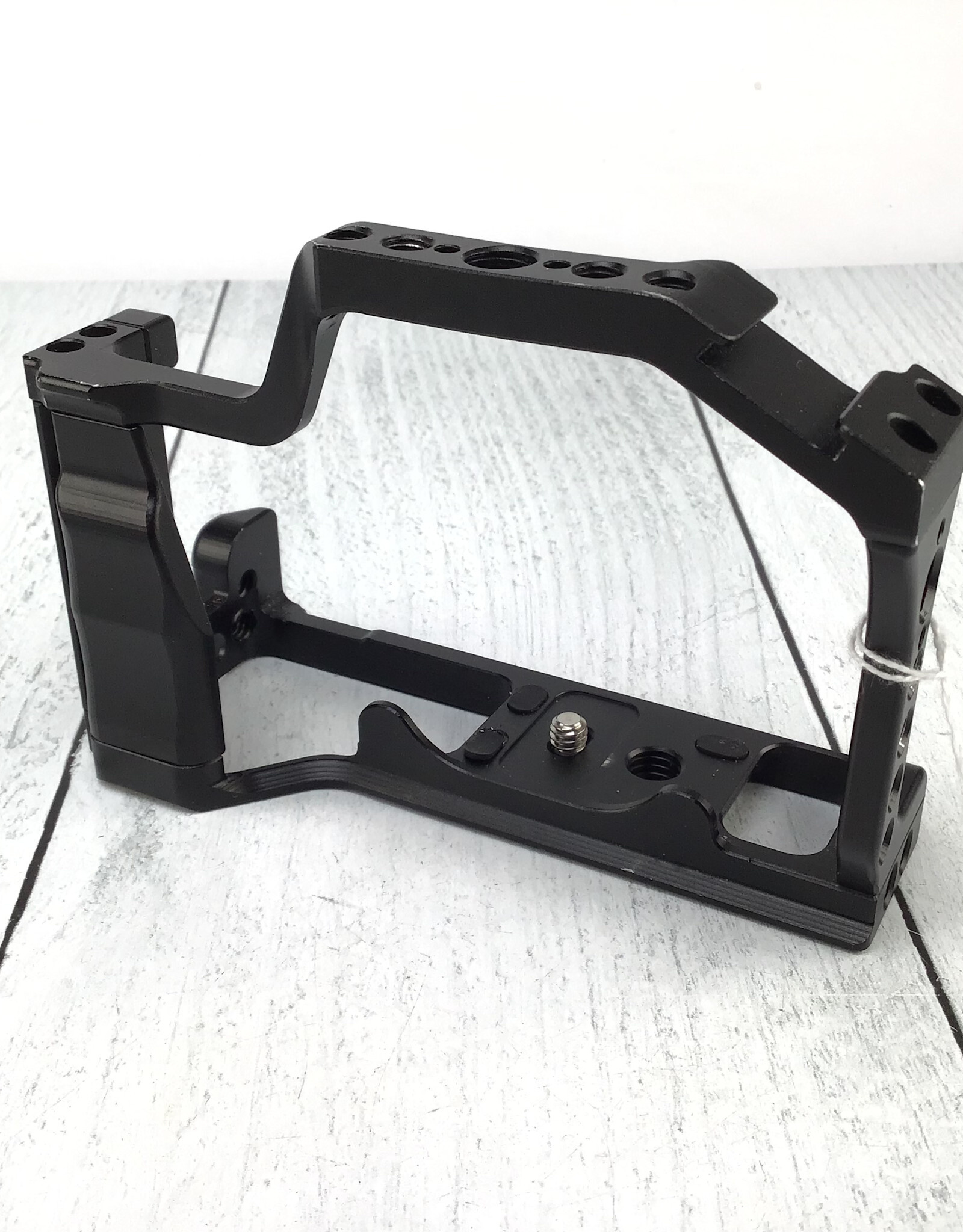 JLwin Camera Cage for Canon M50, M50 II Used Good